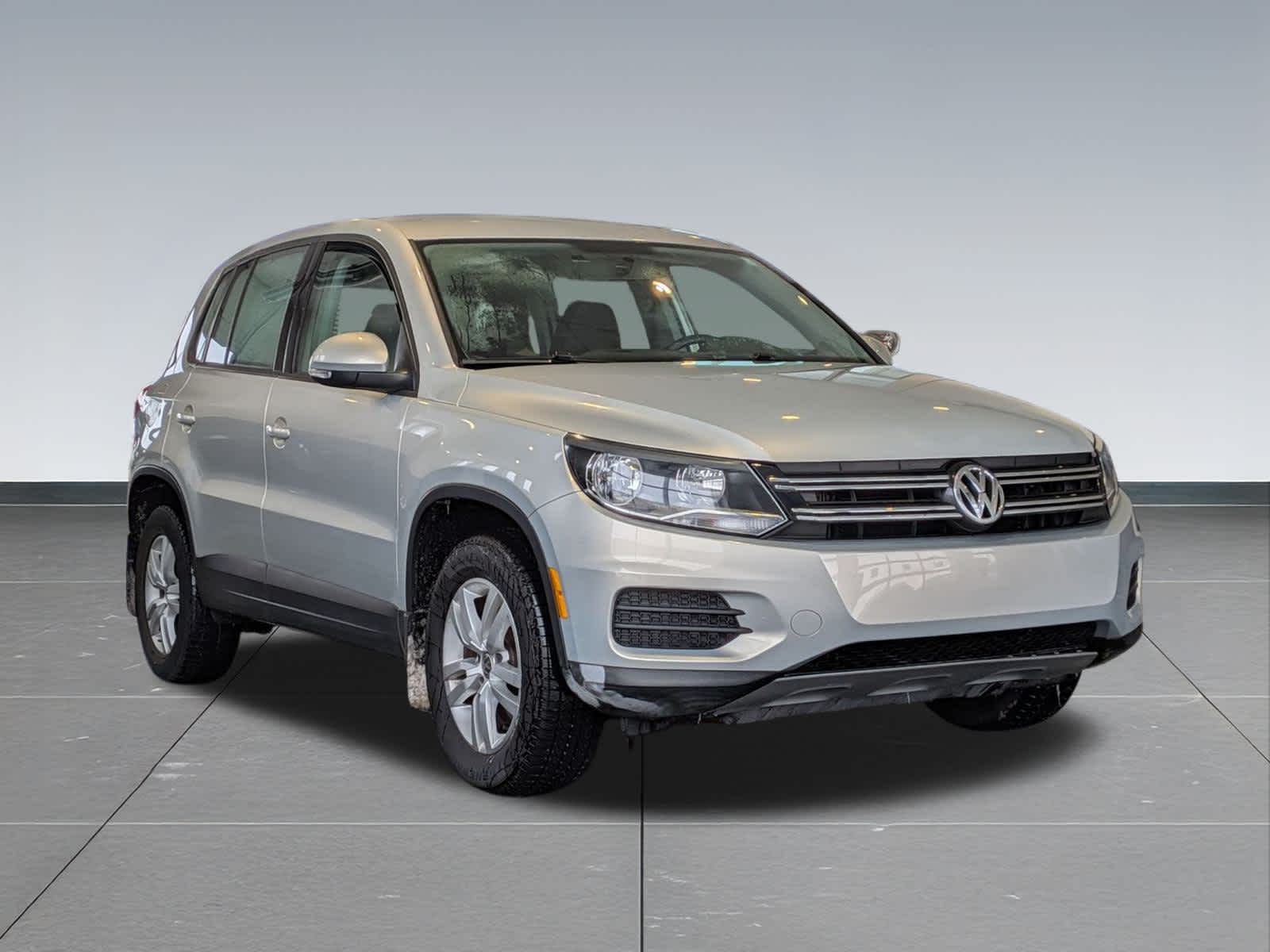 Thumbnail: 2014 Volkswagen Tiguan - 8