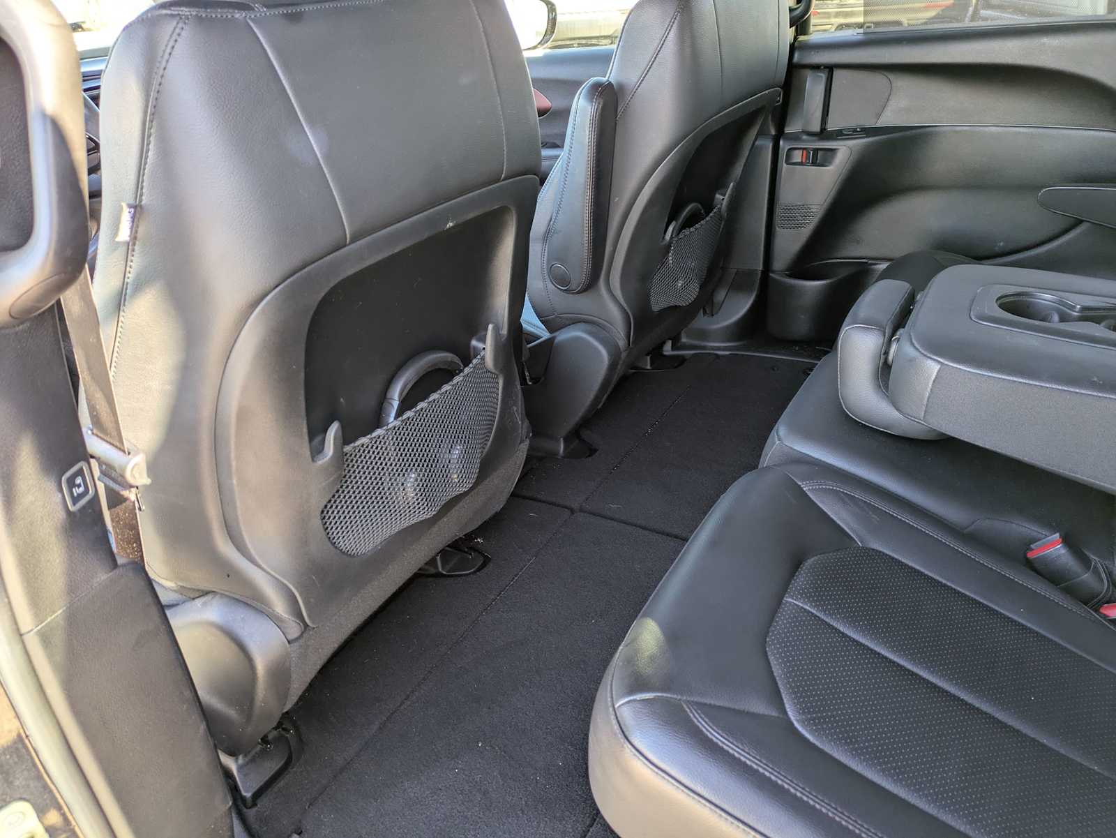 Thumbnail: 2020 Chrysler Pacifica - 15