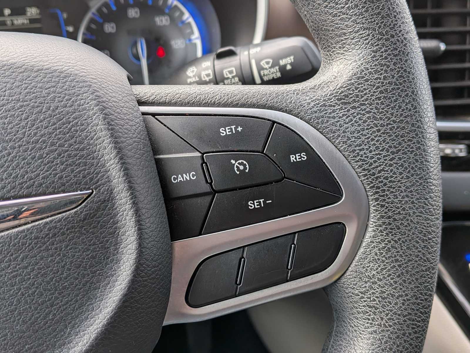 Thumbnail: 2018 Chrysler Pacifica - 24