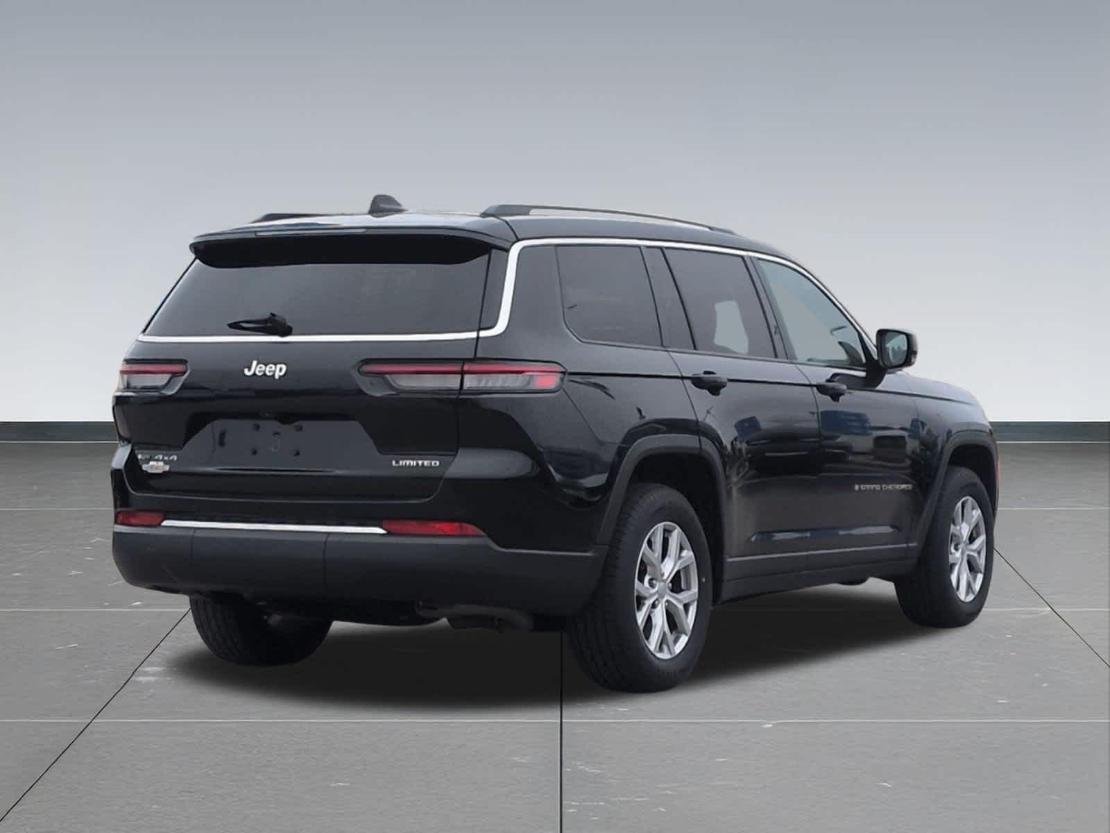 Thumbnail: 2022 Jeep Grand Cherokee - 6