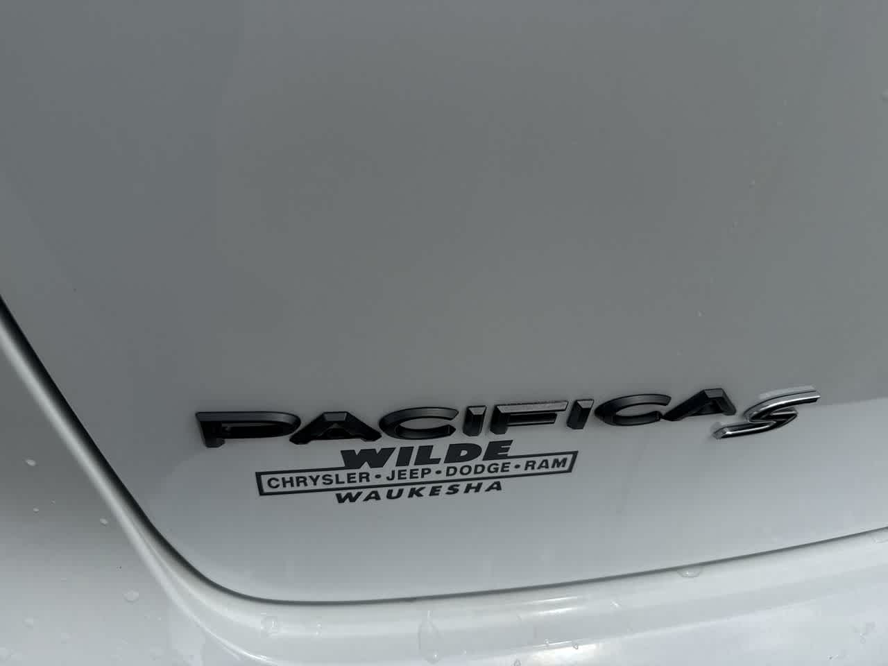Thumbnail: 2024 Chrysler Pacifica - 12