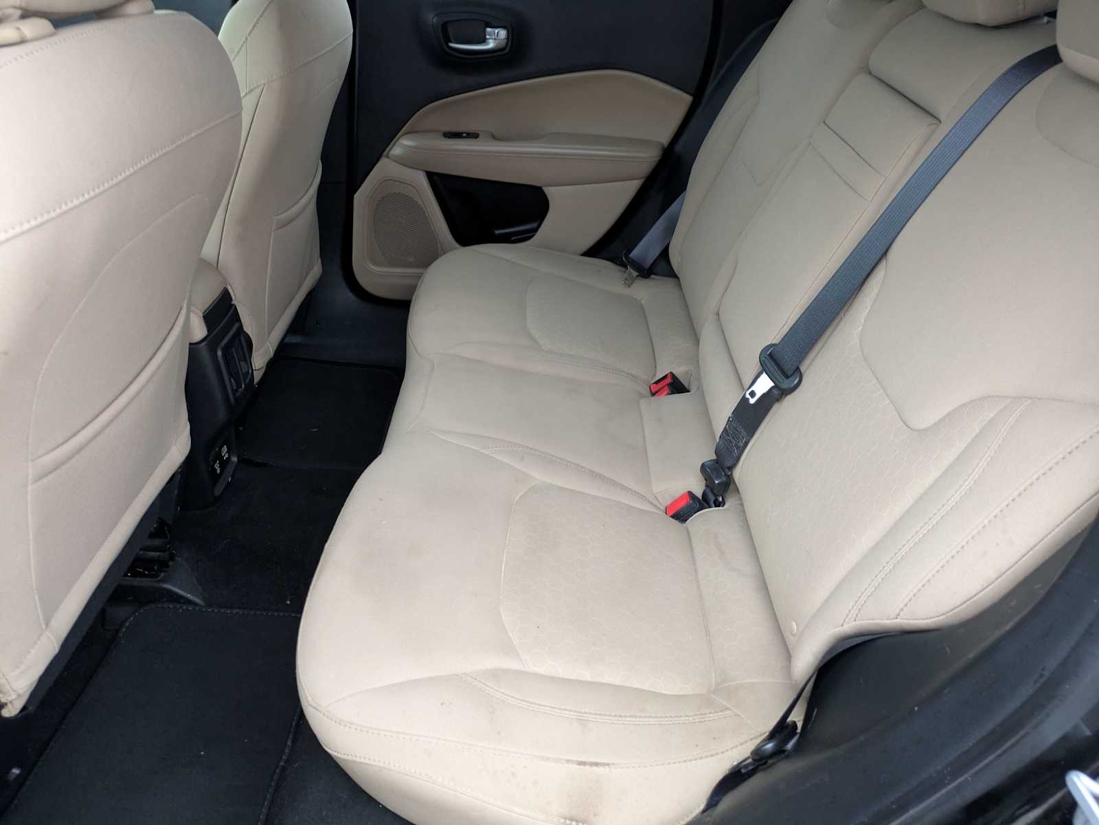 Thumbnail: 2018 Jeep Compass - 16