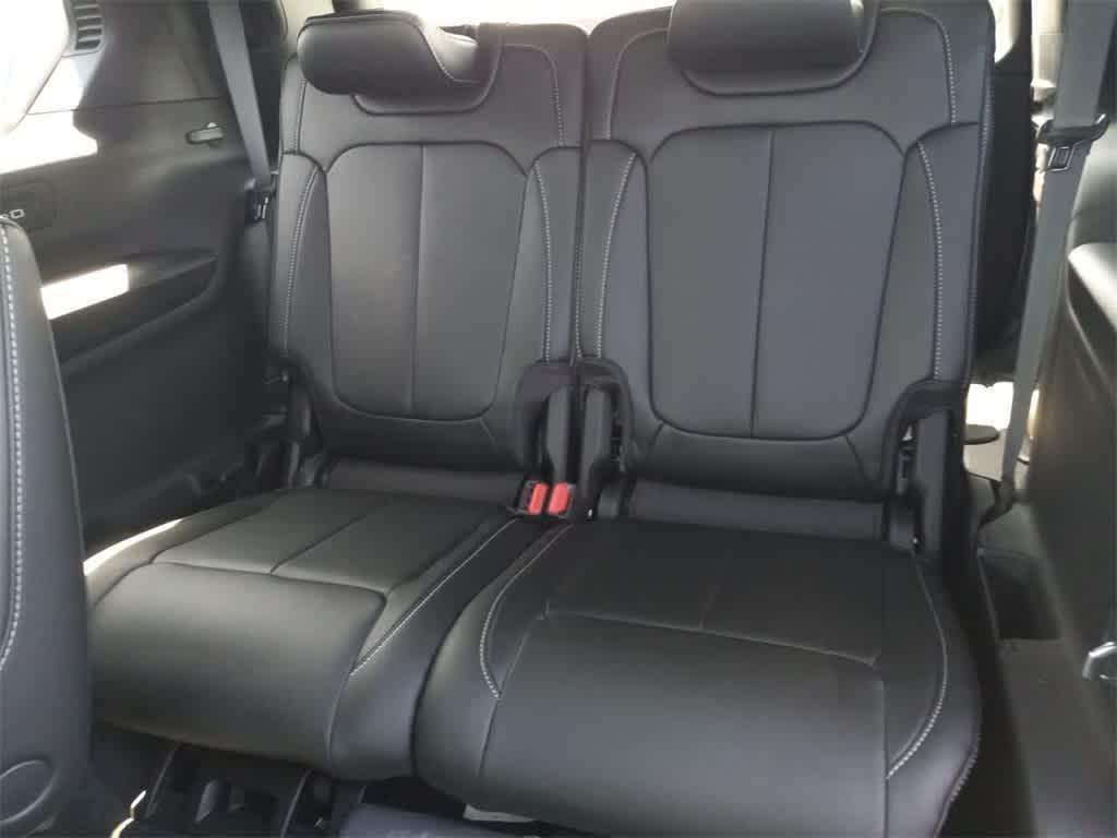 Thumbnail: 2025 Jeep Grand Cherokee L - 21