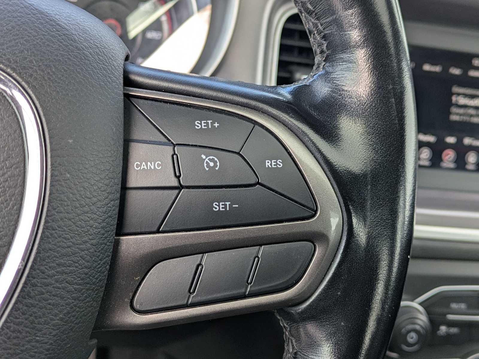 Thumbnail: 2020 Dodge Charger - 25