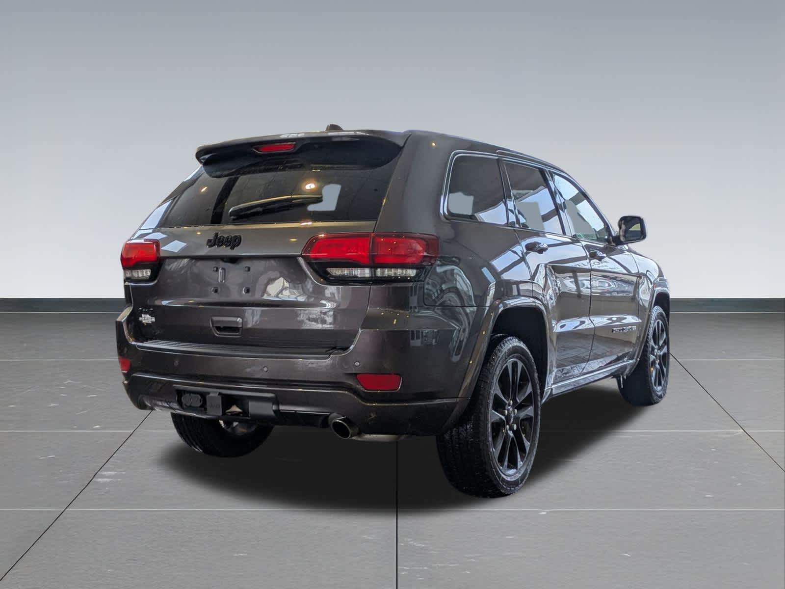 Thumbnail: 2021 Jeep Grand Cherokee - 6