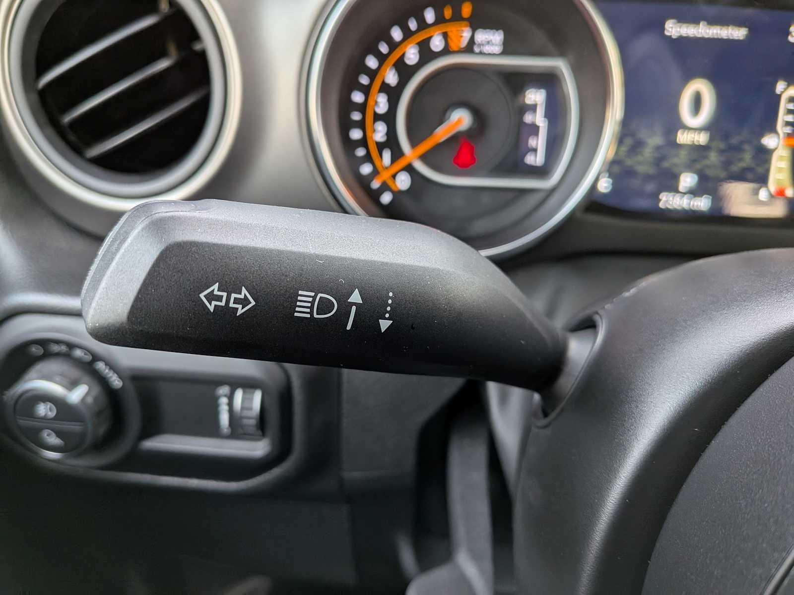 Thumbnail: 2023 Jeep Gladiator - 23