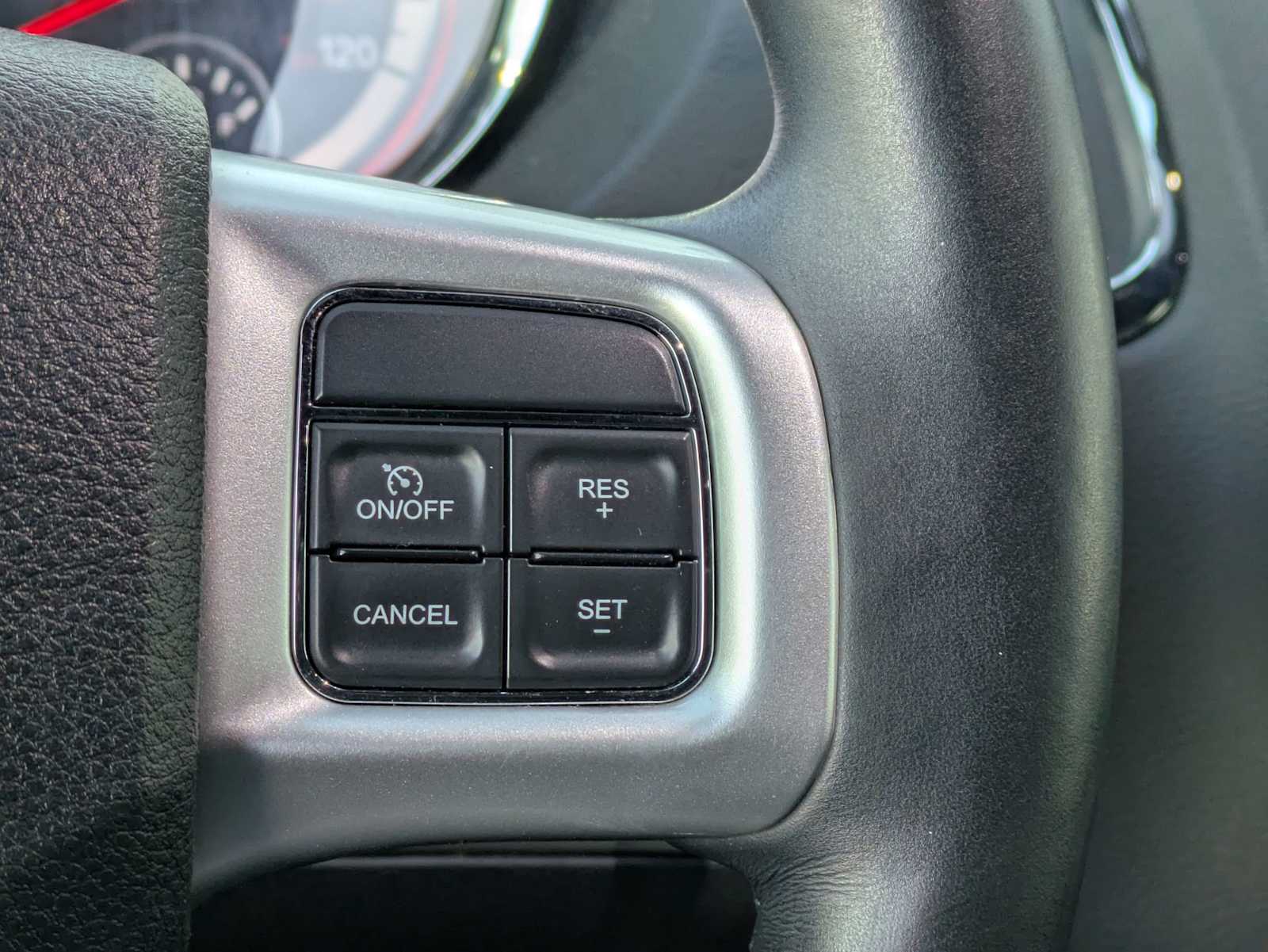 Thumbnail: 2017 Dodge Grand Caravan - 21