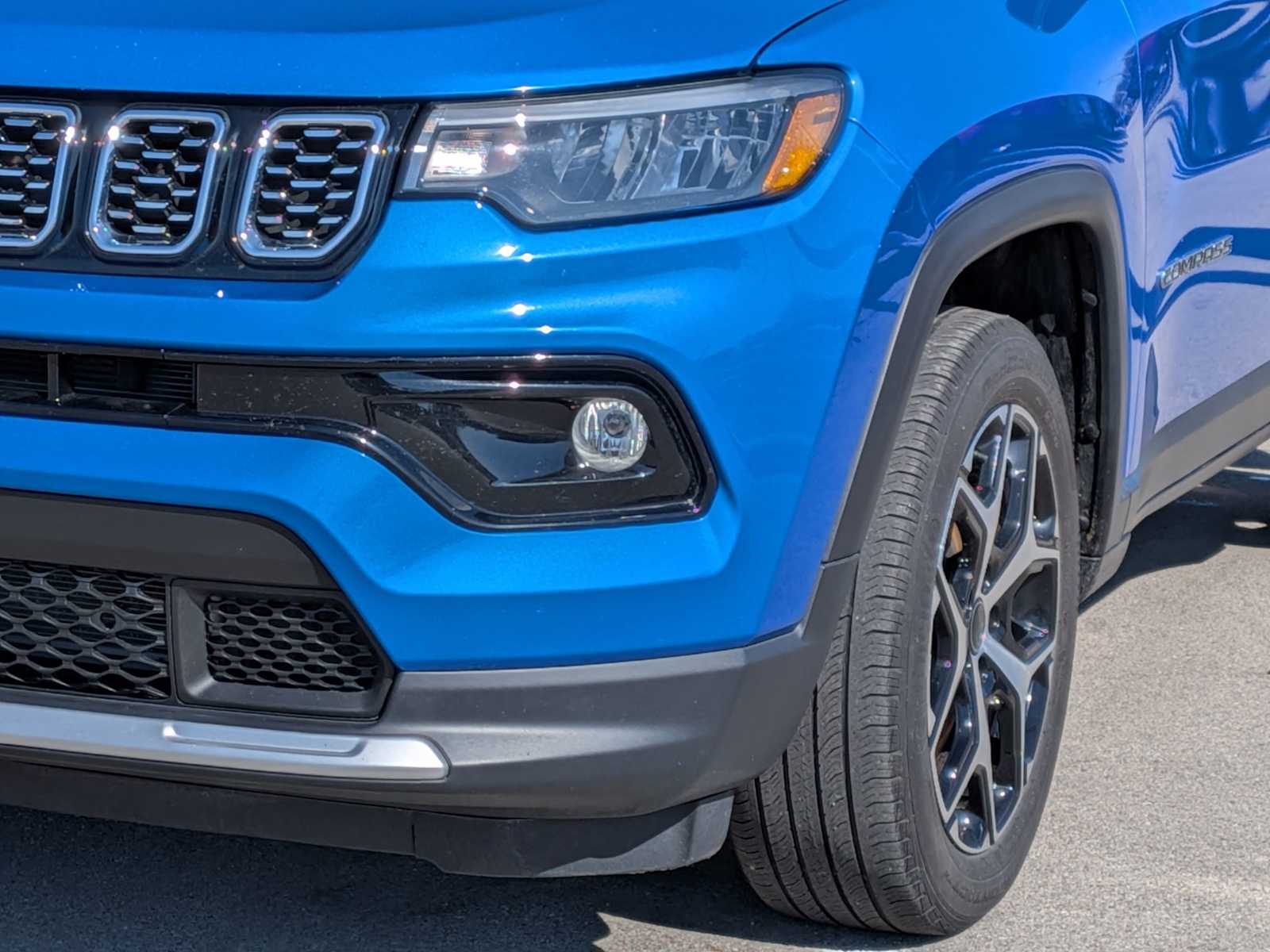 Thumbnail: 2025 Jeep Compass - 14