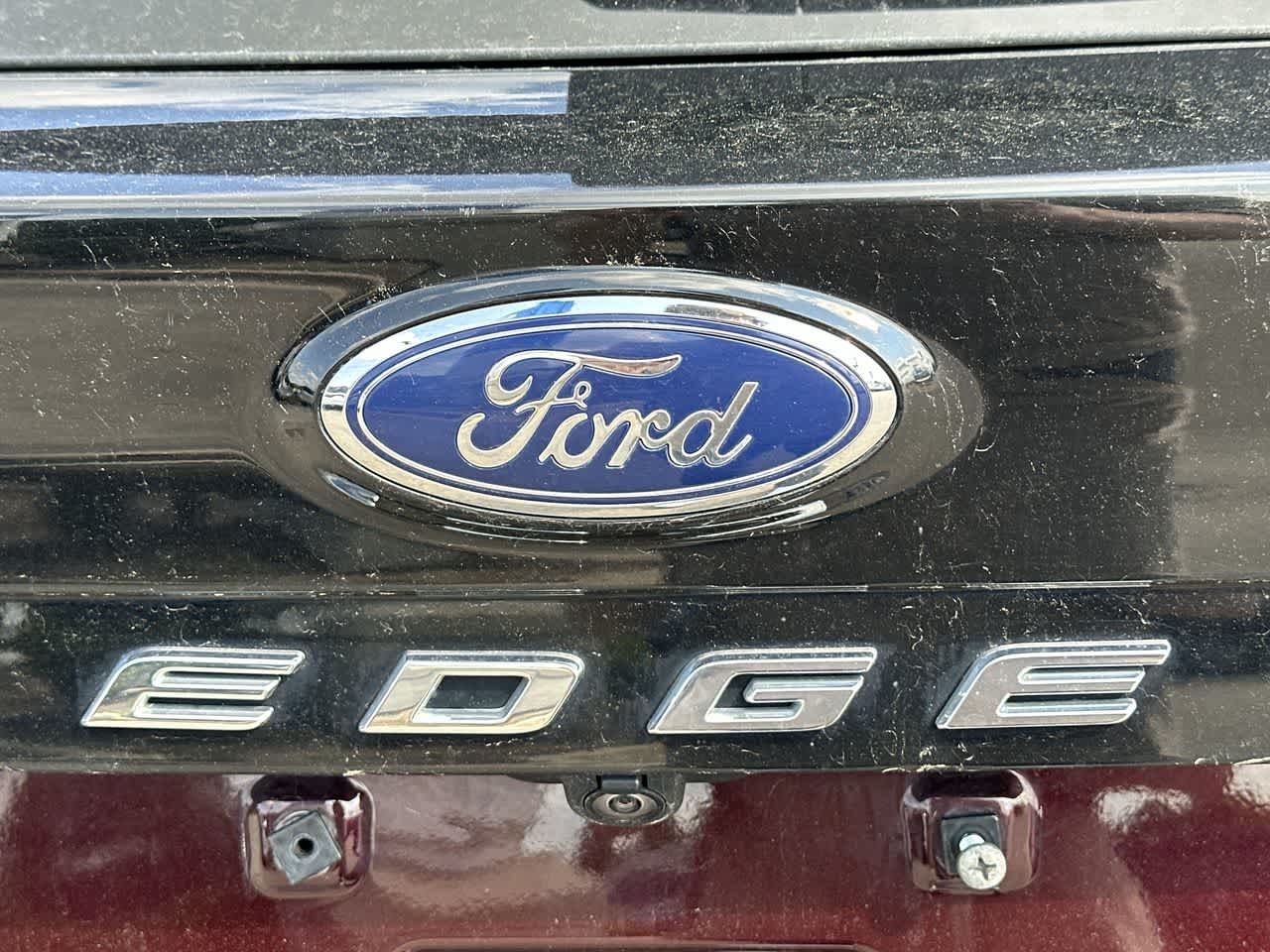 Thumbnail: 2021 Ford Edge - 10