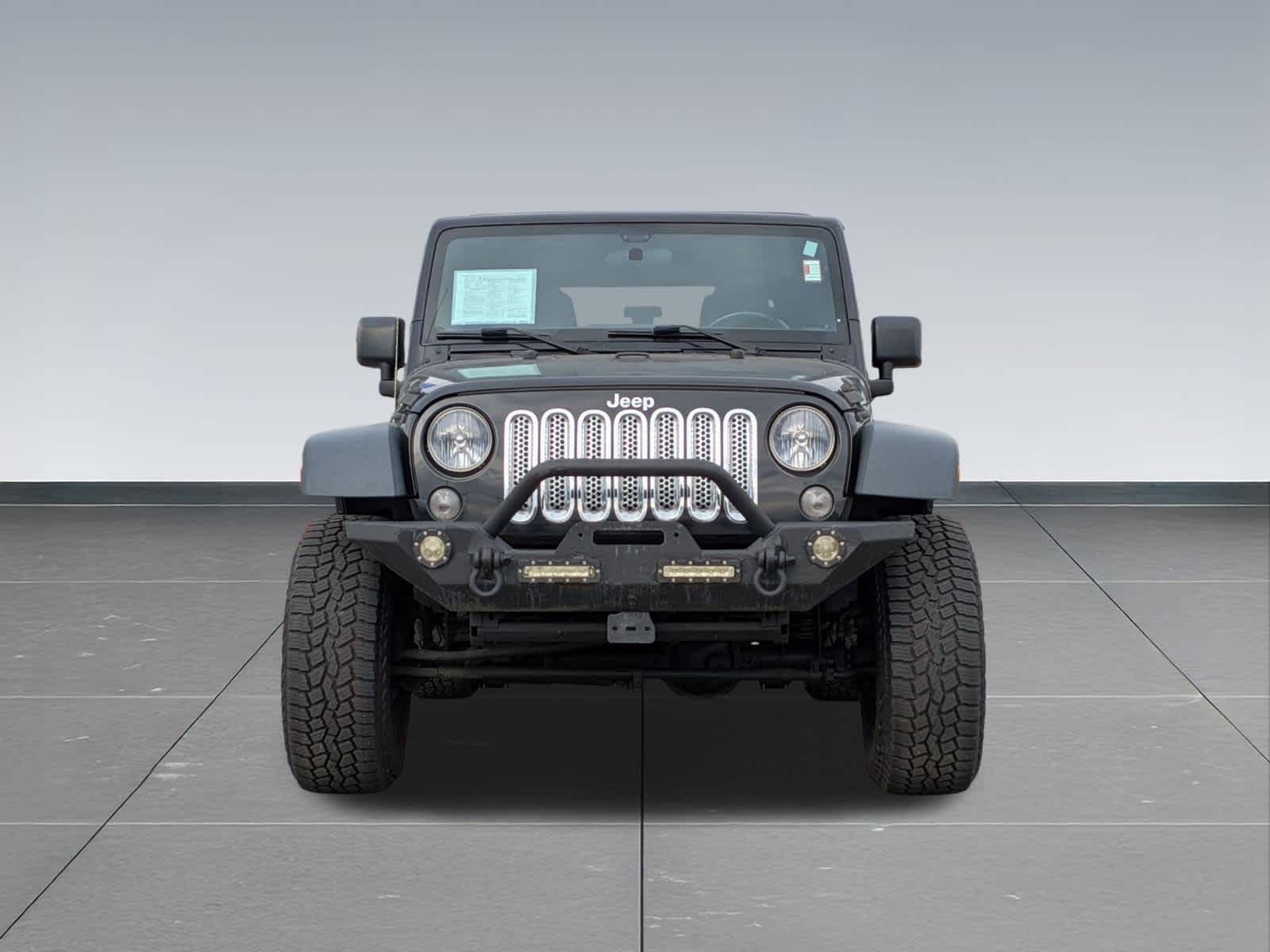 Thumbnail: 2016 Jeep Wrangler - 9