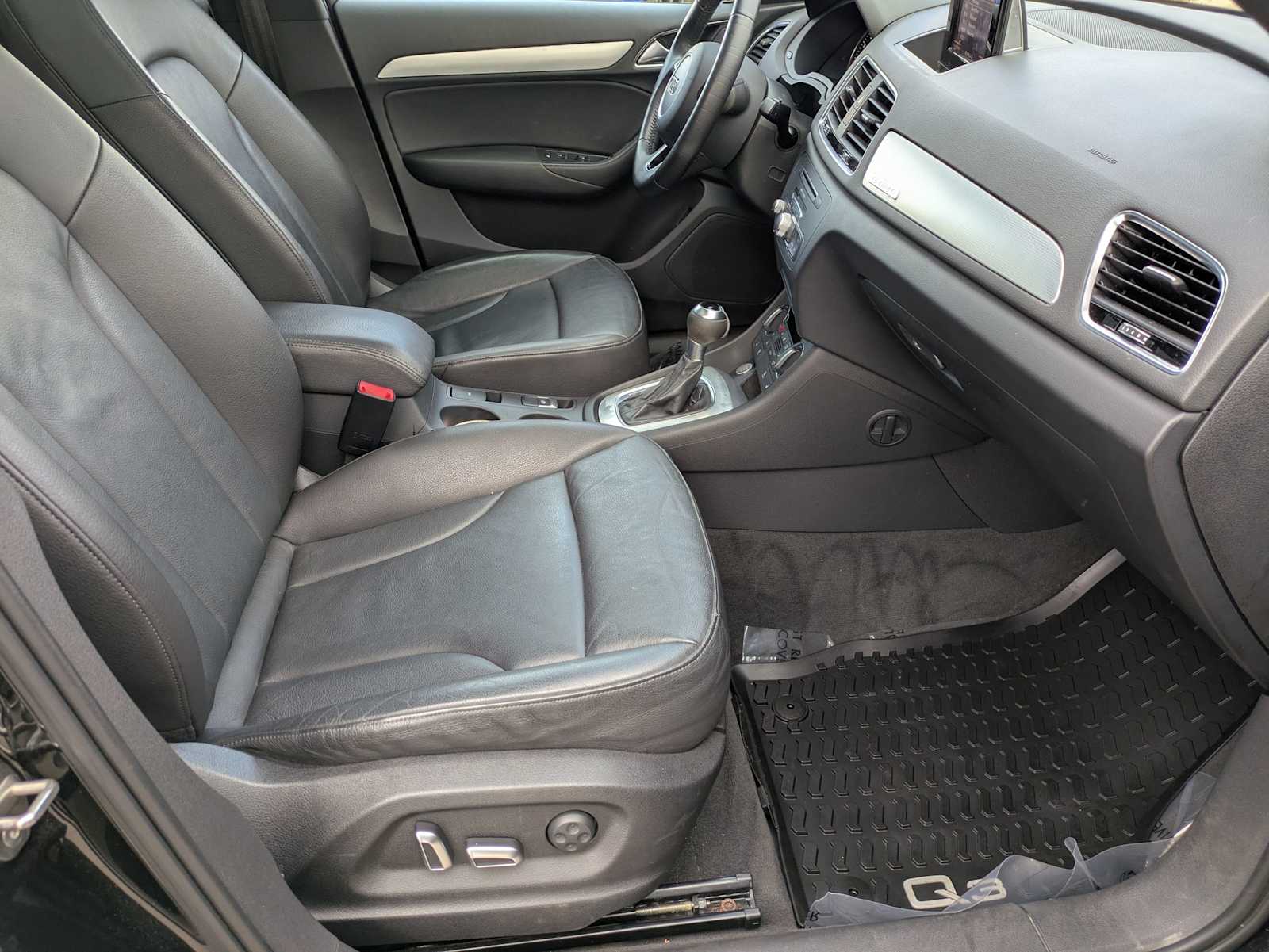 Thumbnail: 2016 Audi Q3 - 22