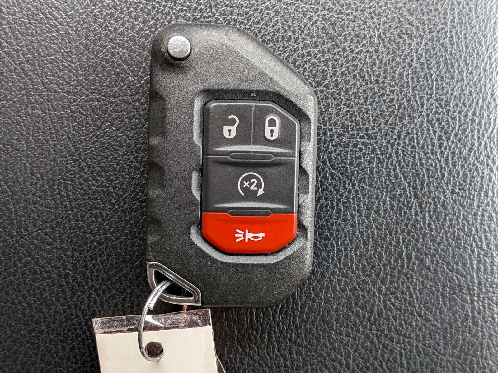 Thumbnail: 2020 Jeep Wrangler - 29