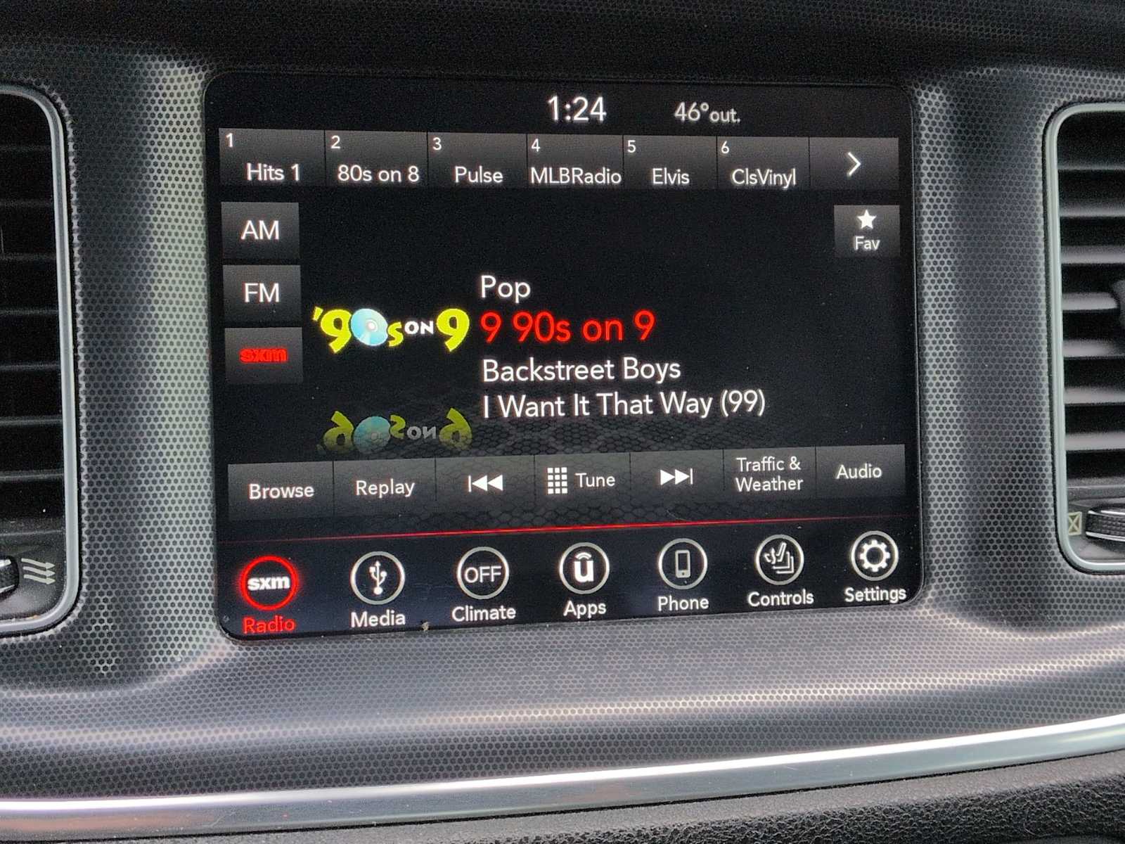 Thumbnail: 2018 Dodge Charger - 26