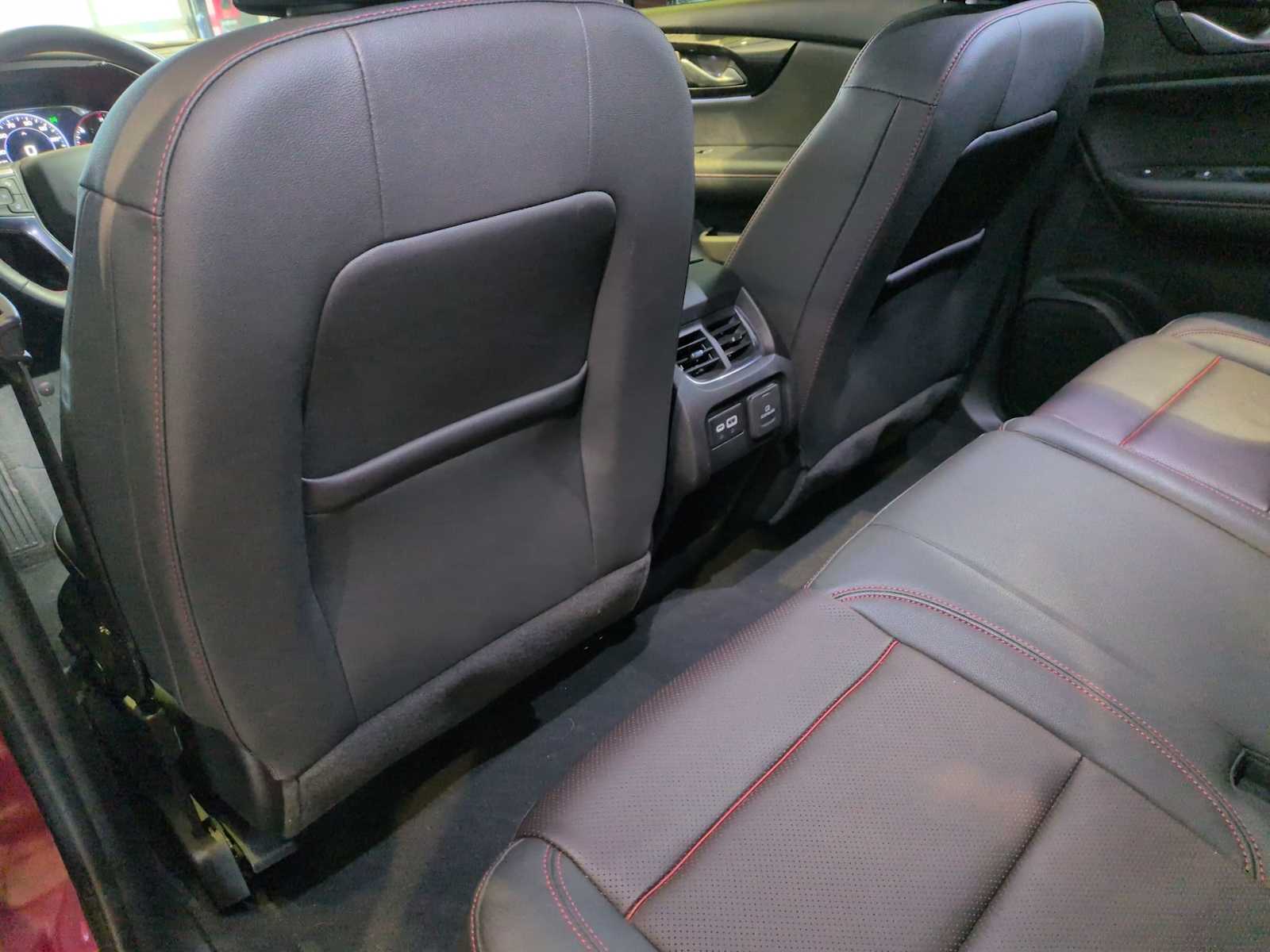 Thumbnail: 2022 Chevrolet Blazer - 18