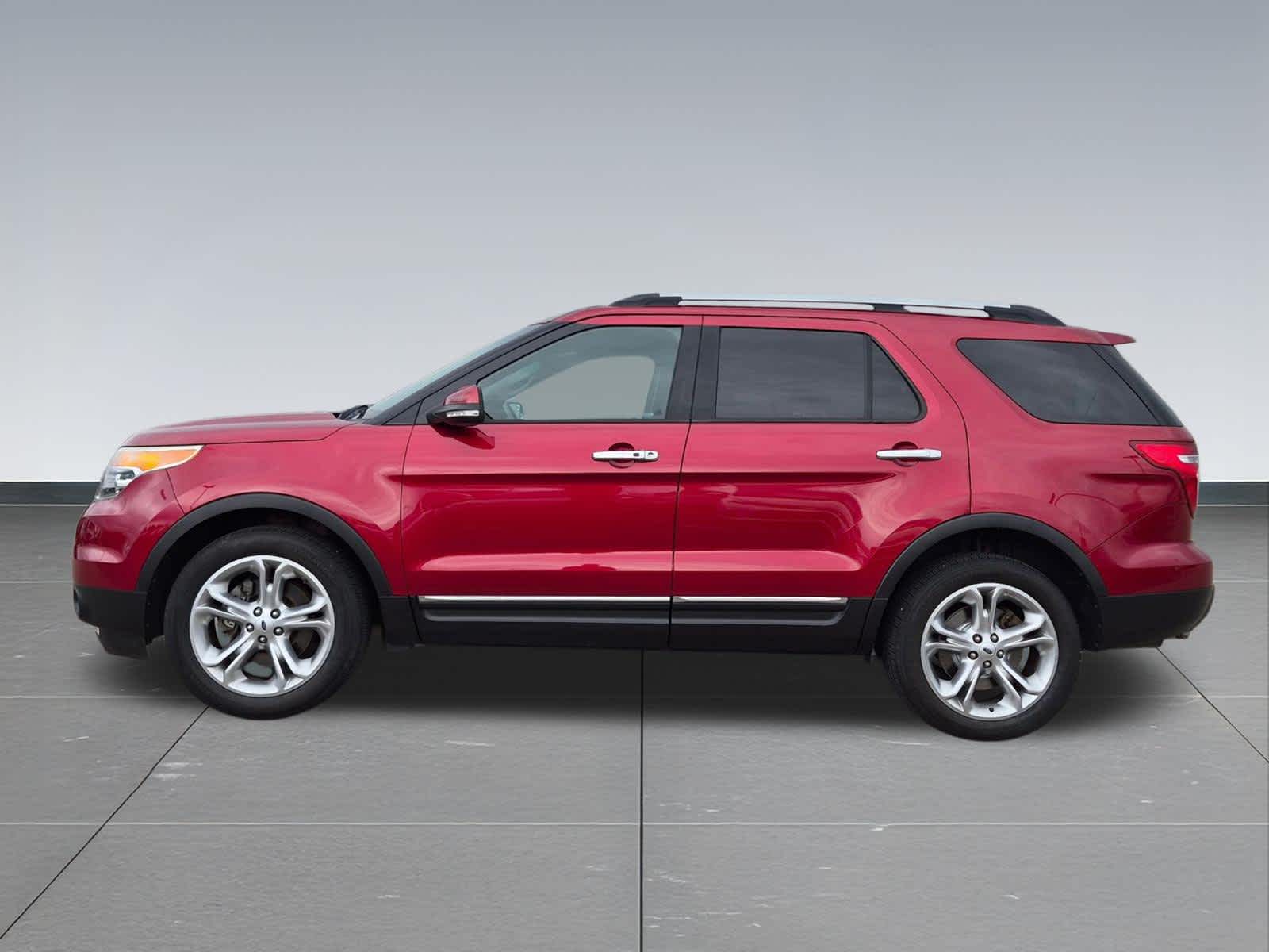 Thumbnail: 2015 Ford Explorer - 3