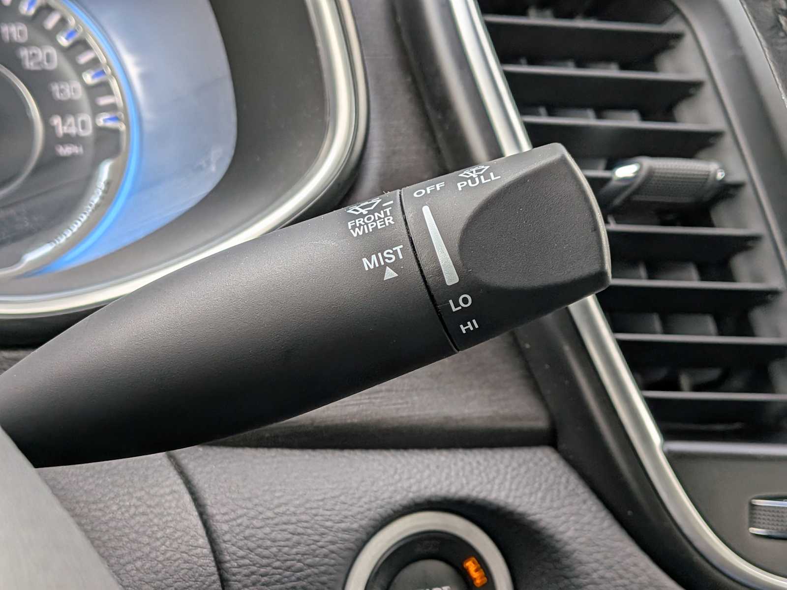 Thumbnail: 2016 Chrysler 200 - 24