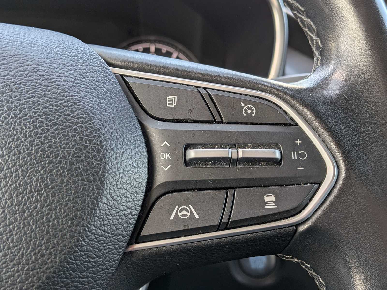 Thumbnail: 2023 Hyundai Santa Fe - 23