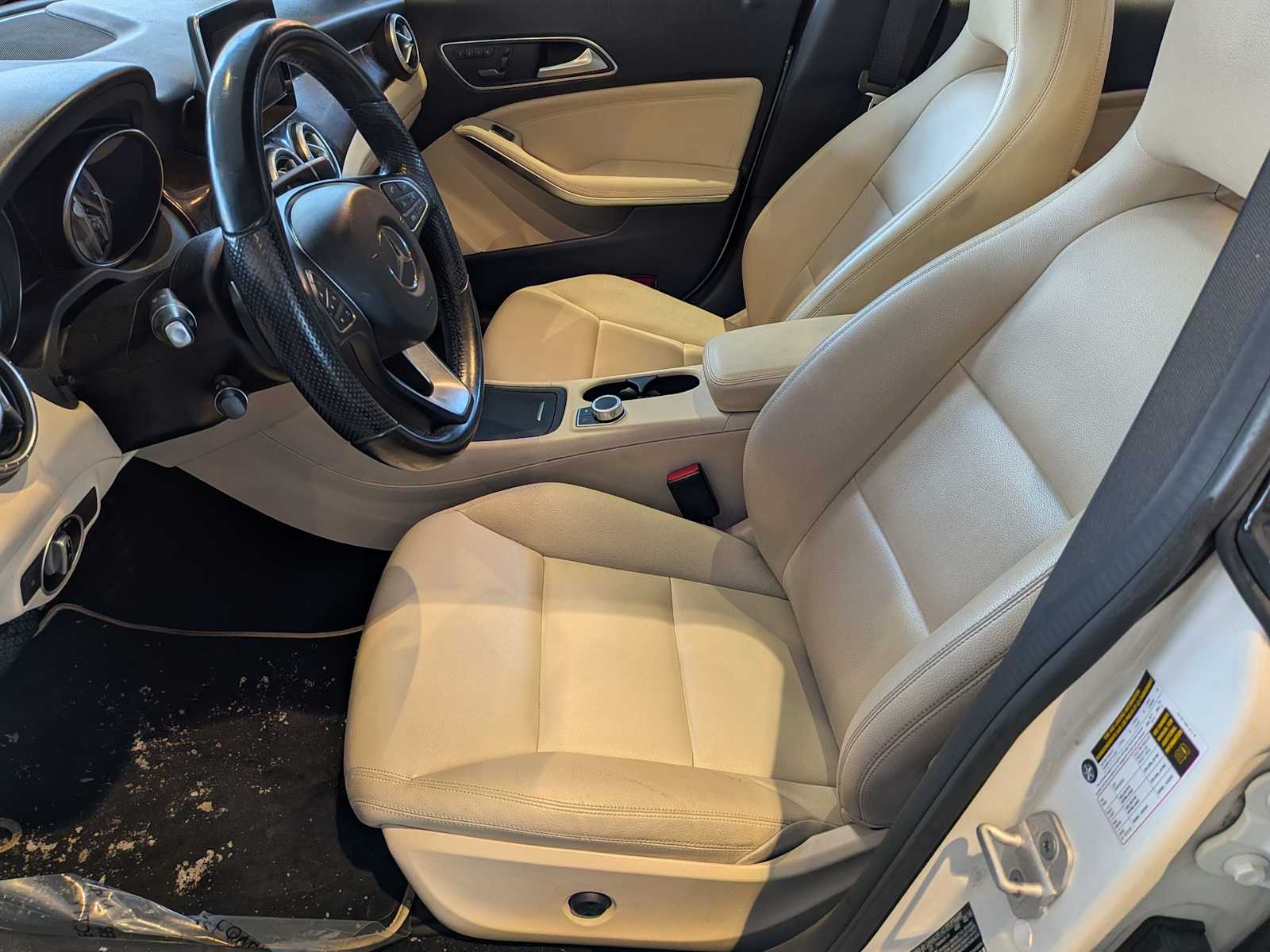 Thumbnail: 2015 Mercedes-Benz CLA - 13