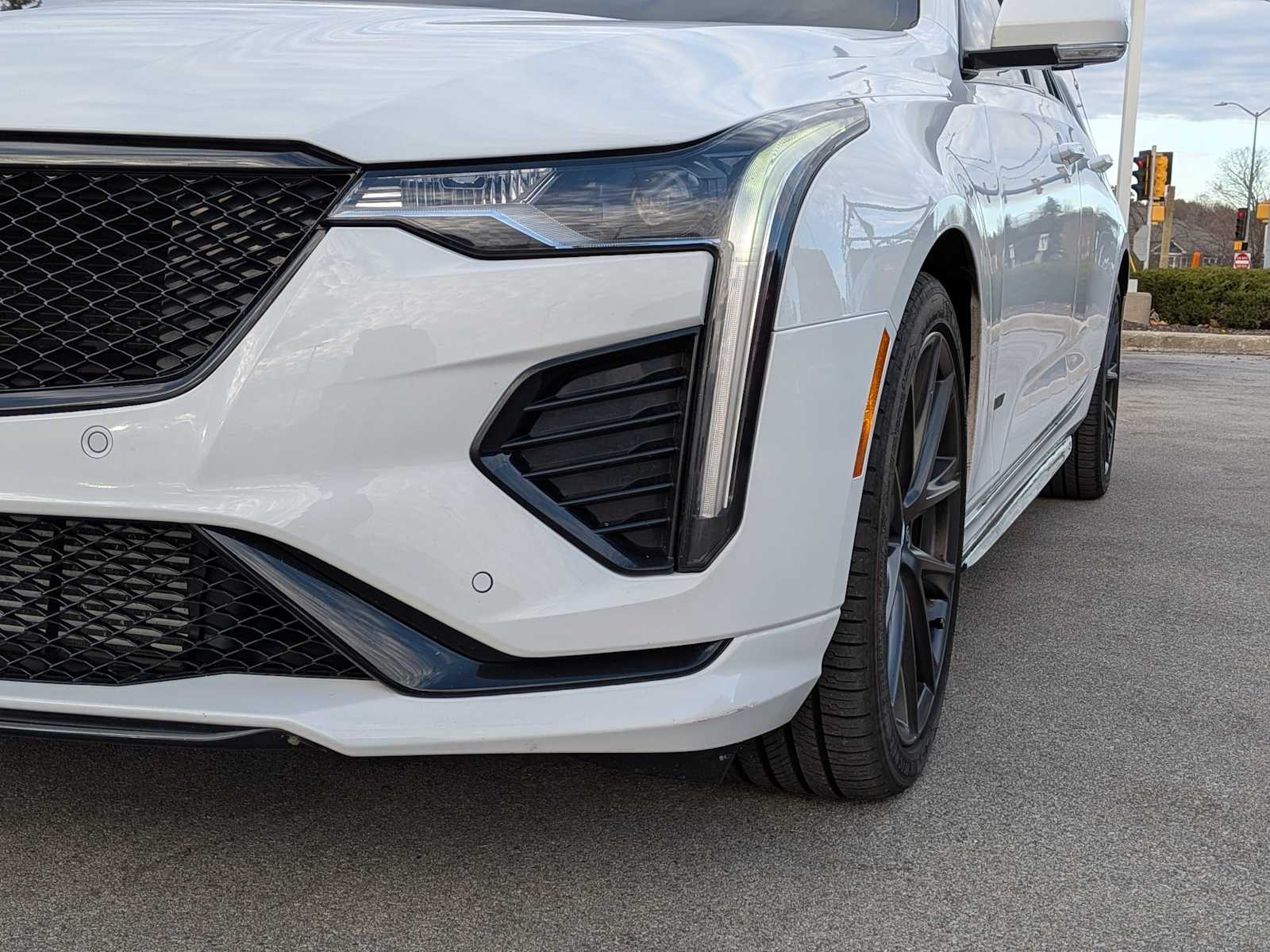 Thumbnail: 2020 Cadillac CT4 - 10