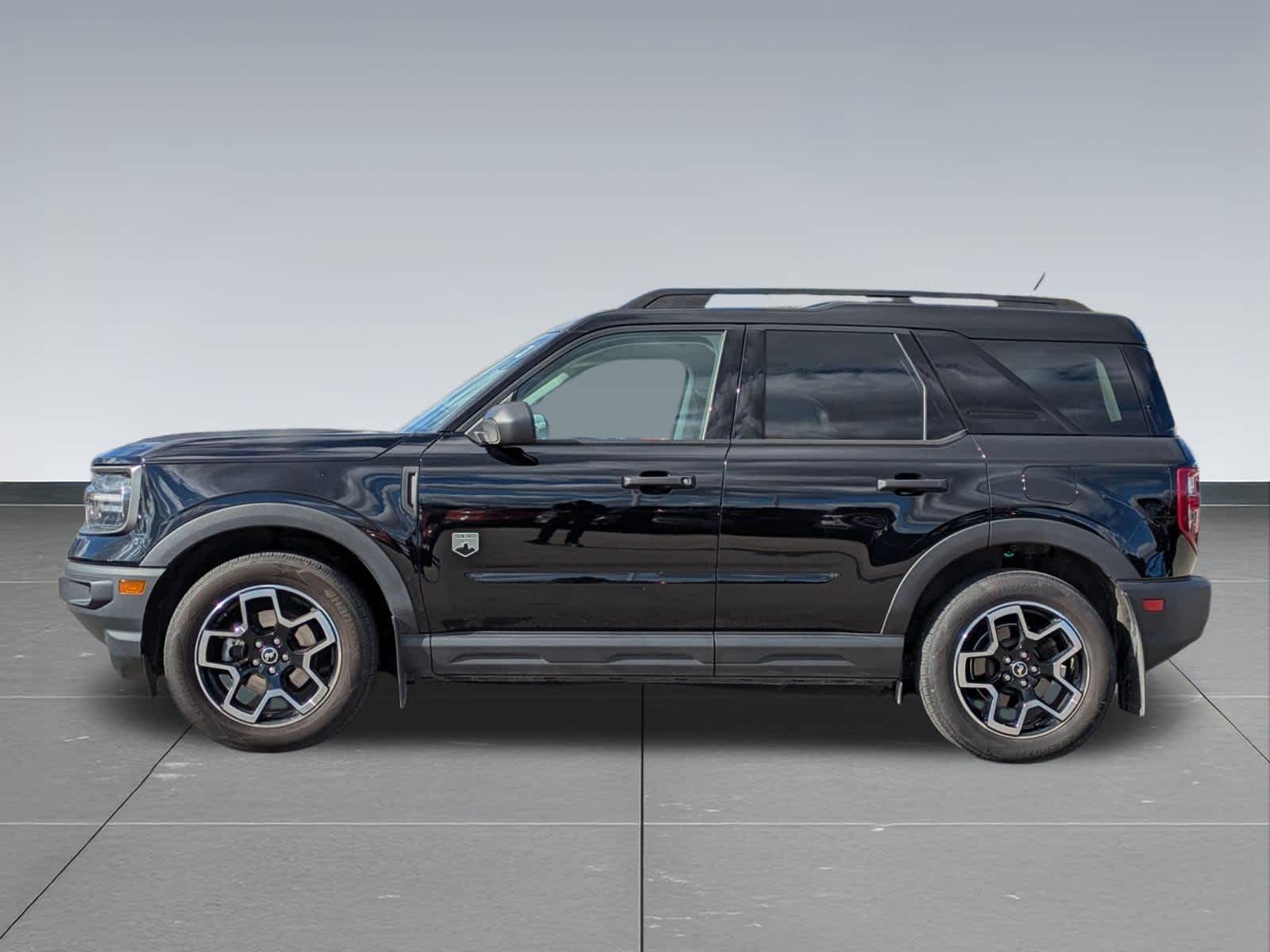 Thumbnail: 2021 Ford Bronco Sport - 3