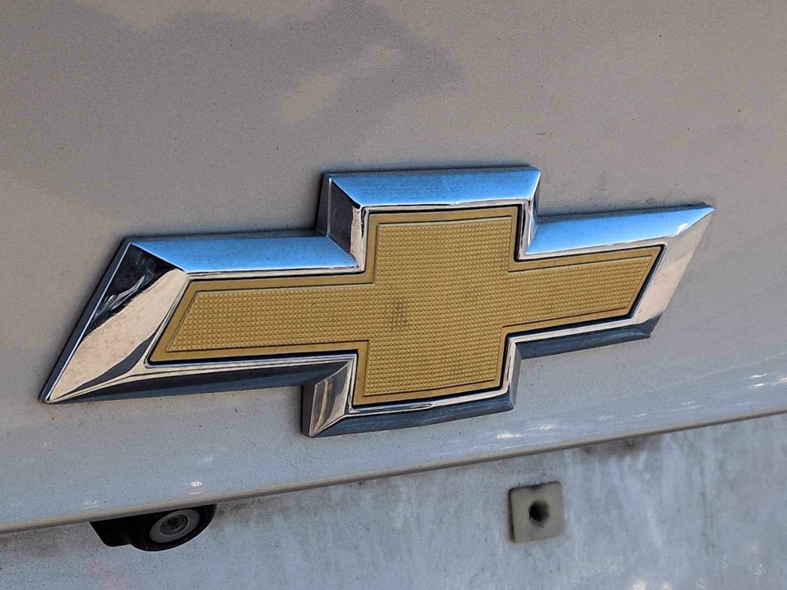 Thumbnail: 2016 Chevrolet Malibu - 12