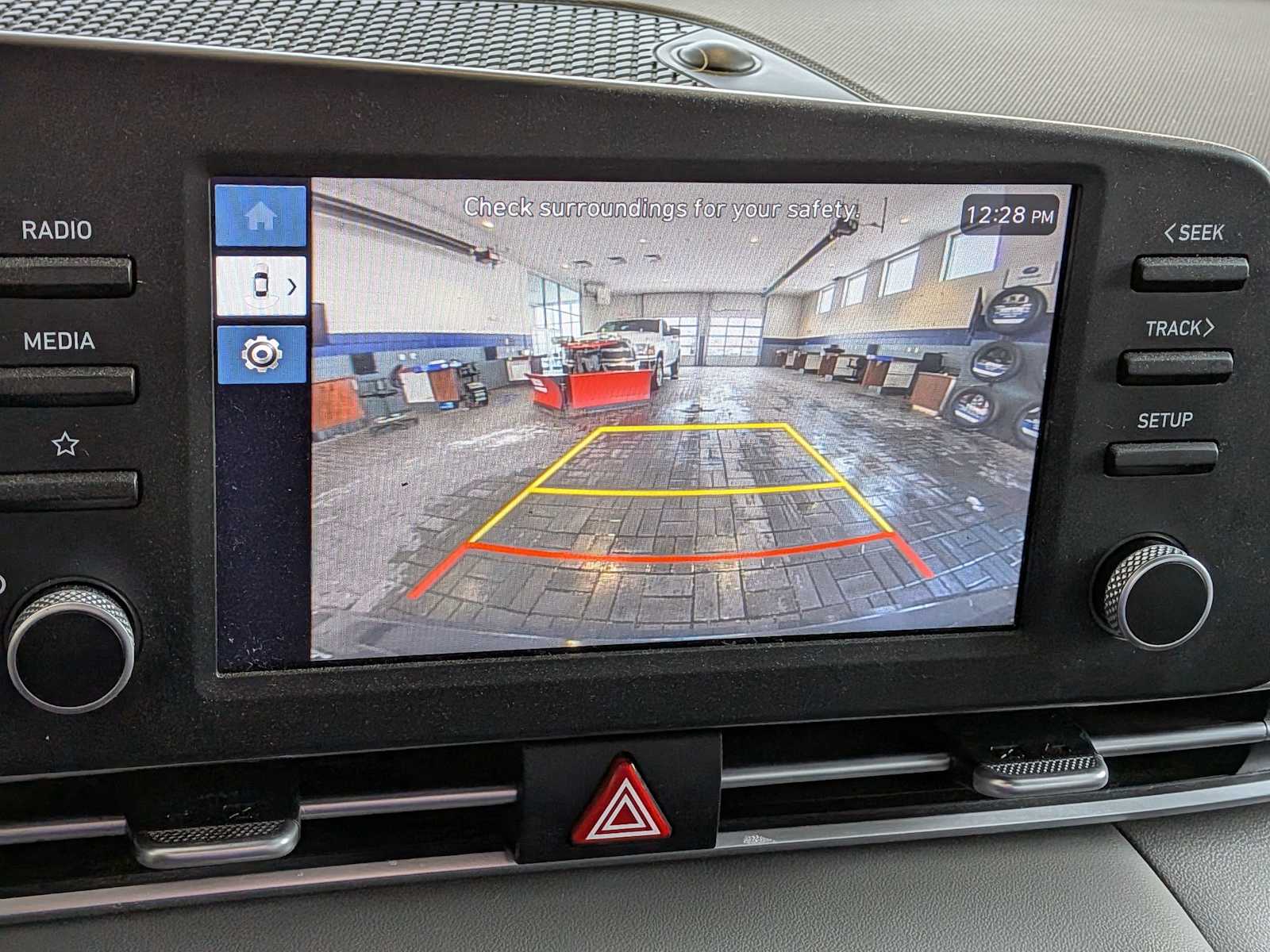 Thumbnail: 2024 Hyundai Elantra - 25