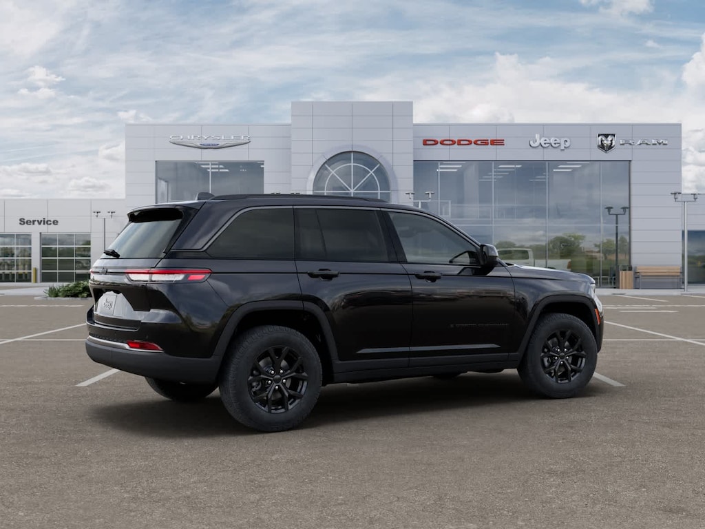 New 2026 Jeep Grand Cherokee Laredo Altitude Sport Utility