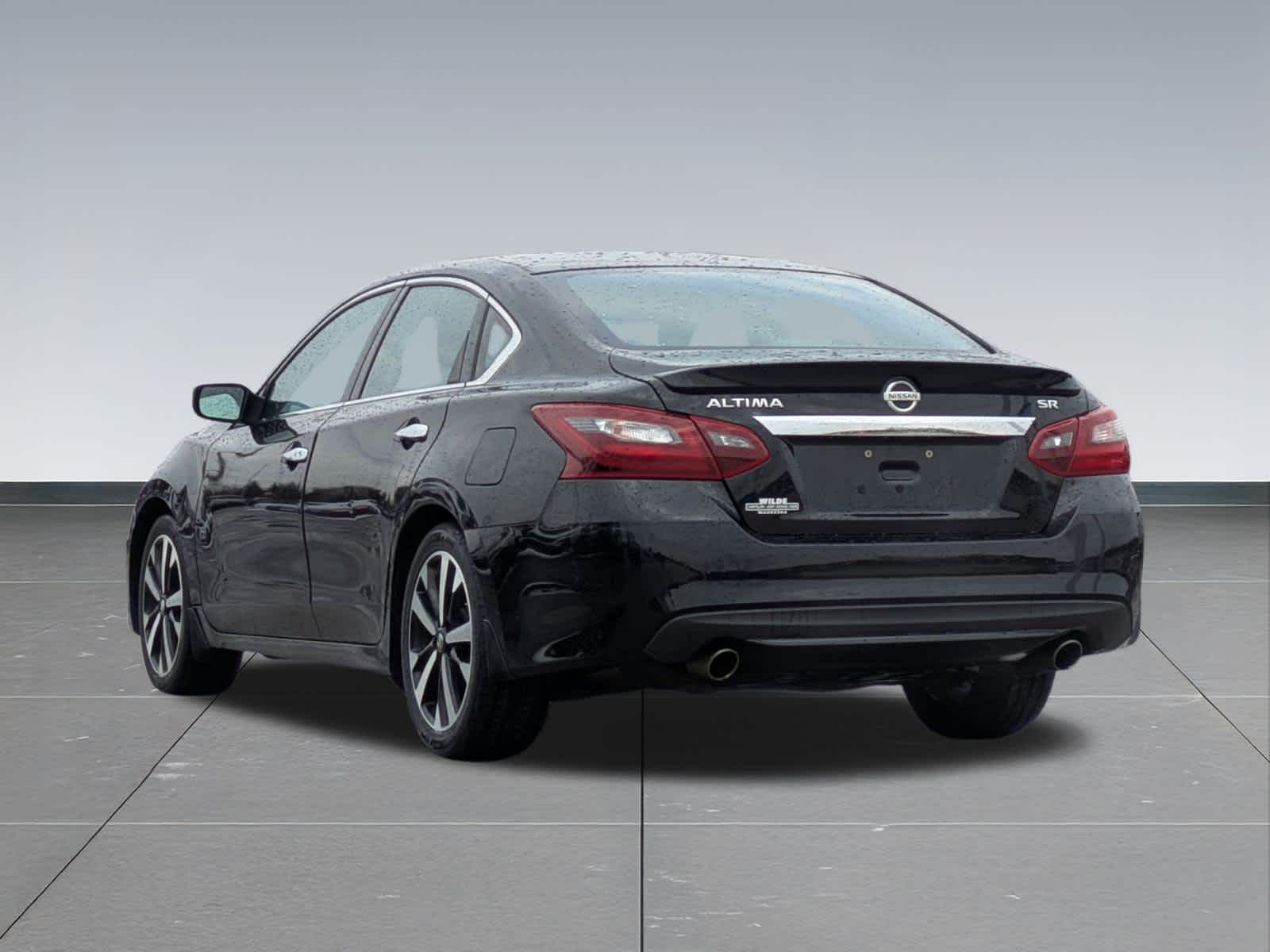 Thumbnail: 2018 Nissan Altima - 4