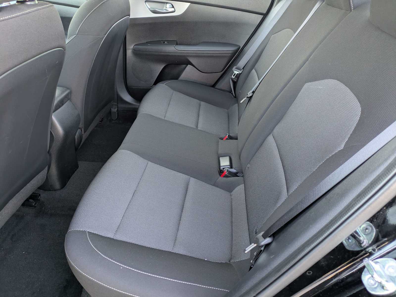 Thumbnail: 2024 Kia Forte - 17