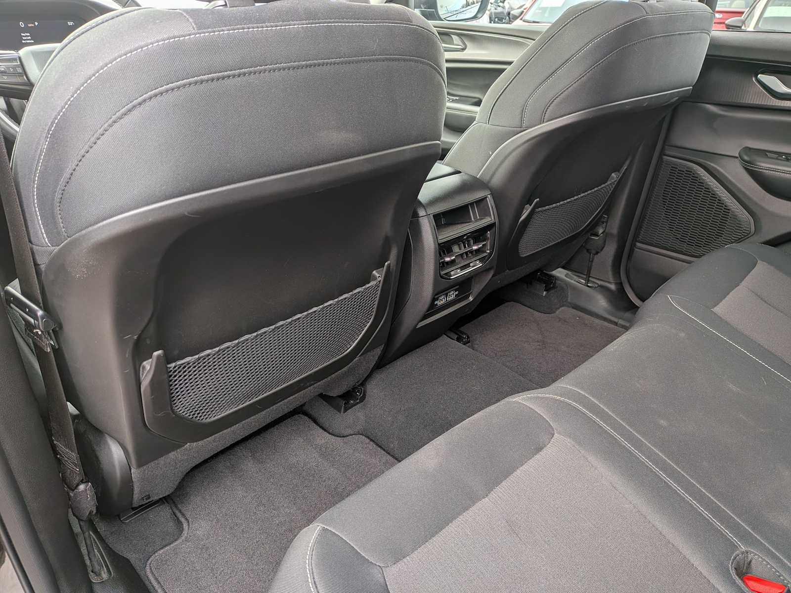 Thumbnail: 2023 Jeep Grand Cherokee - 17