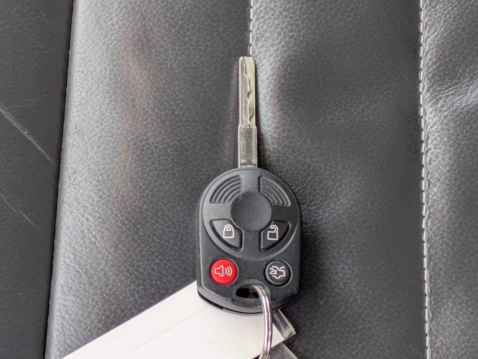 Thumbnail: 2016 Ford Escape - 33