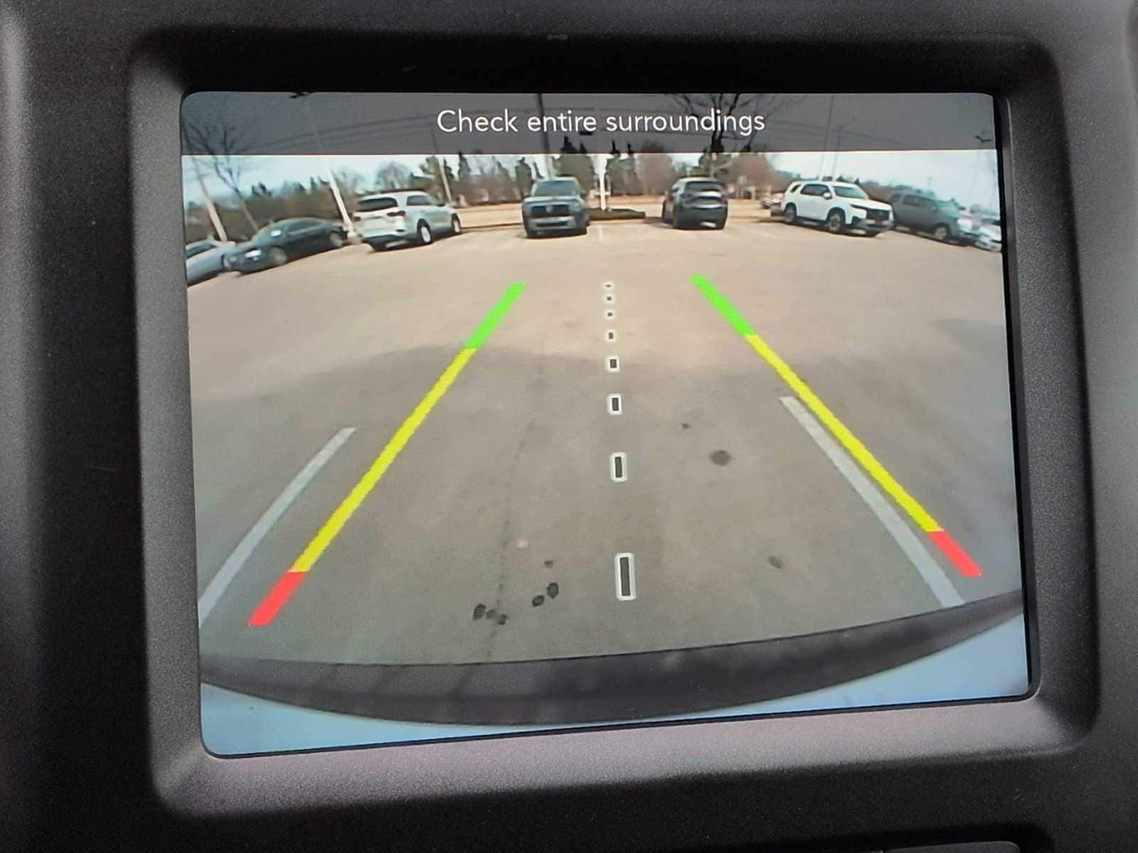 Thumbnail: 2021 Jeep Cherokee - 28