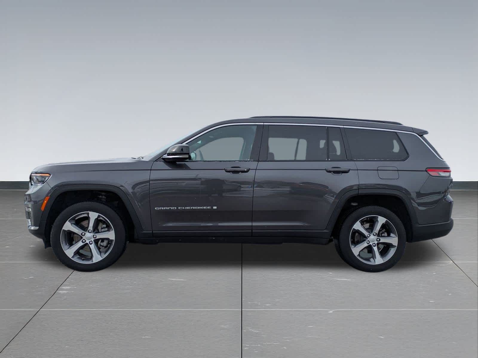Thumbnail: 2025 Jeep Grand Cherokee L - 3