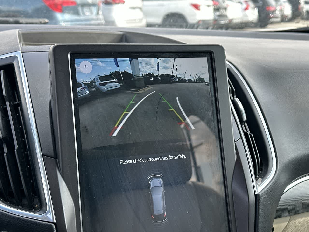 Thumbnail: 2021 Ford Edge - 24