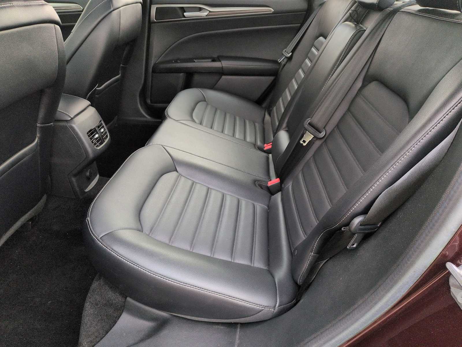 Thumbnail: 2017 Ford Fusion - 20