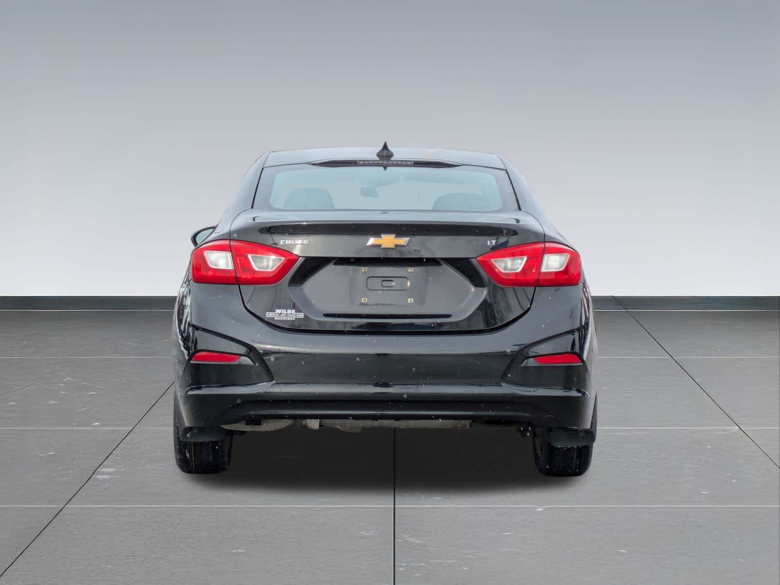 Thumbnail: 2016 Chevrolet Cruze - 5