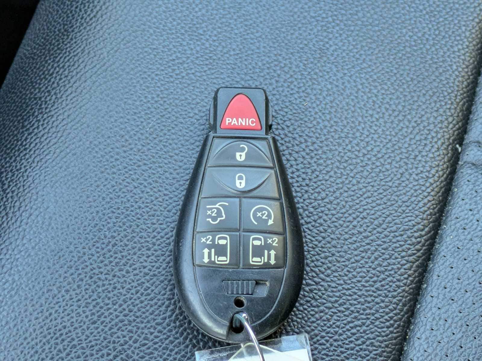 Thumbnail: 2017 Dodge Grand Caravan - 29