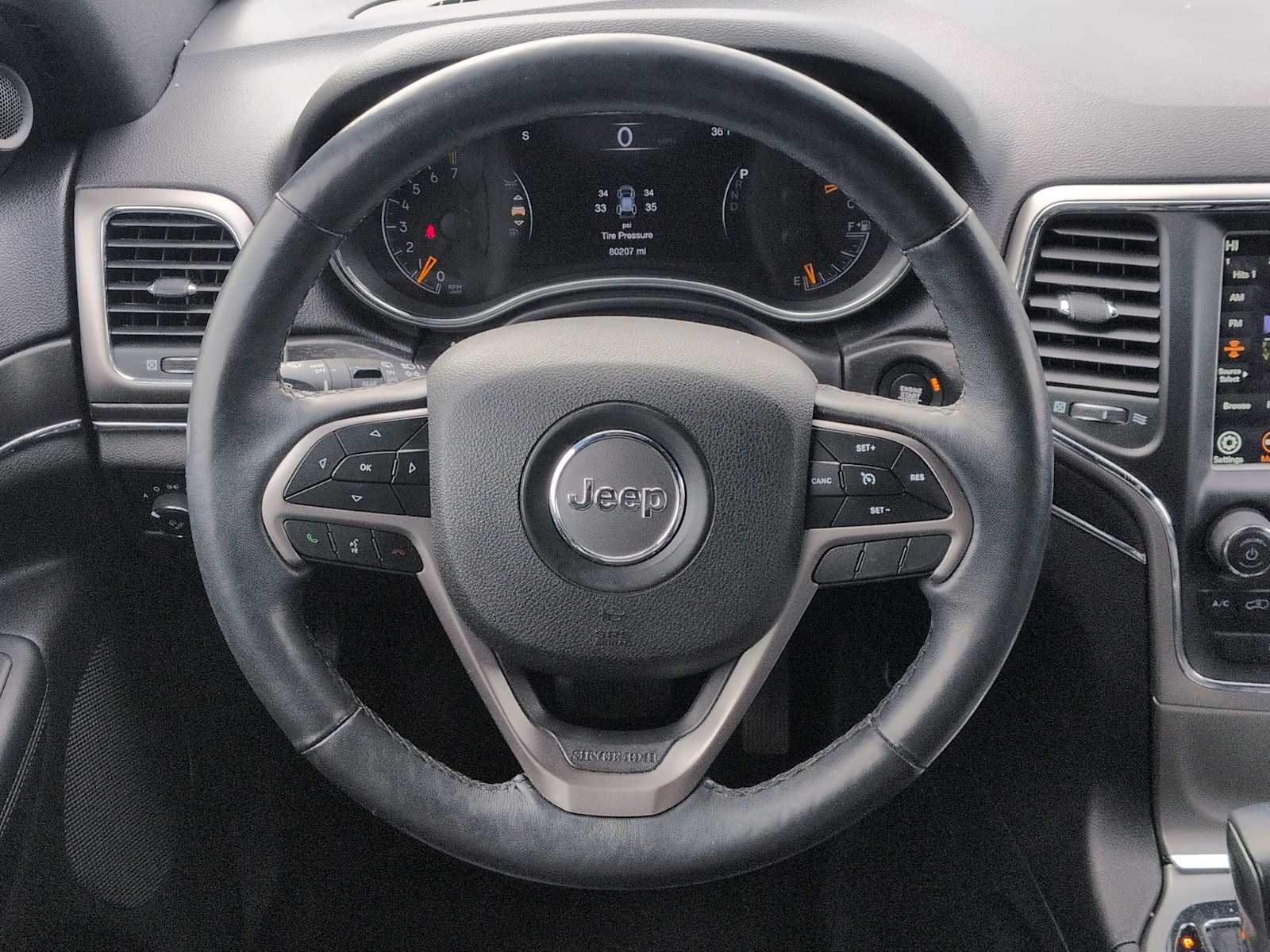 Thumbnail: 2018 Jeep Grand Cherokee - 21