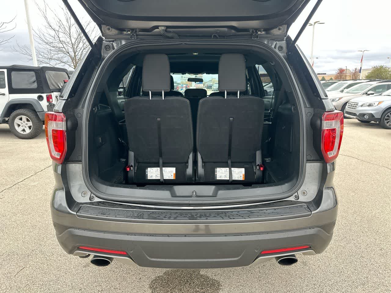 2018 Ford Explorer XLT 36