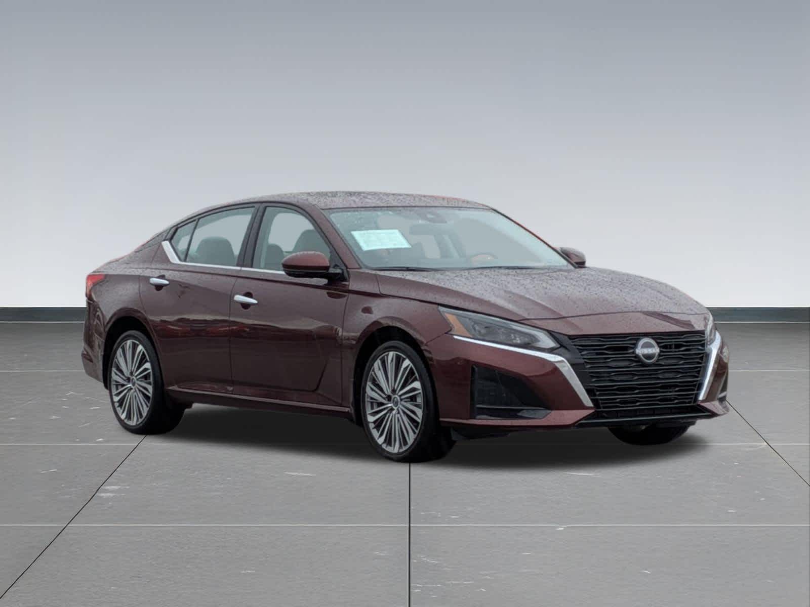 Thumbnail: 2023 Nissan Altima - 8