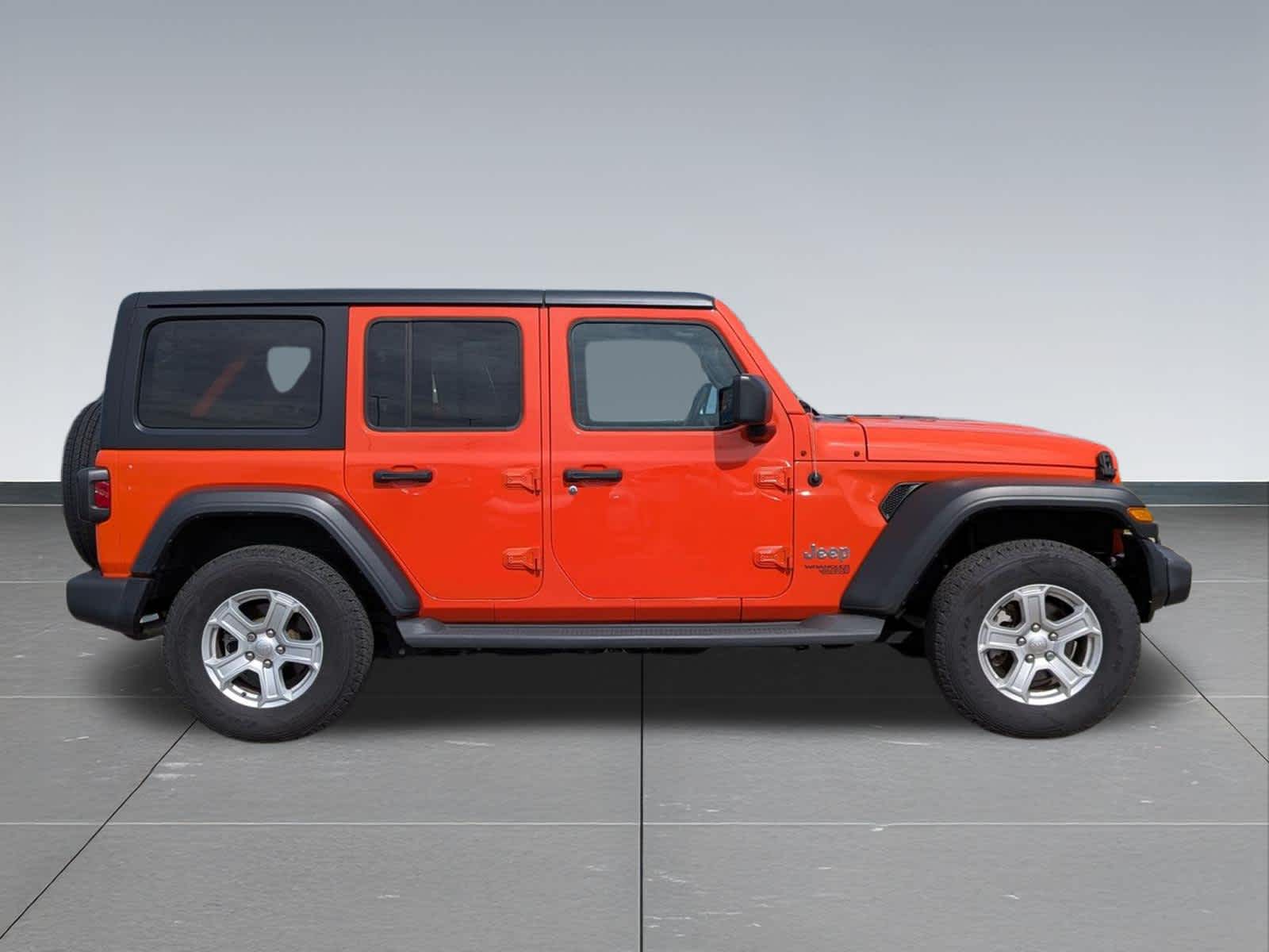 Thumbnail: 2020 Jeep Wrangler - 6