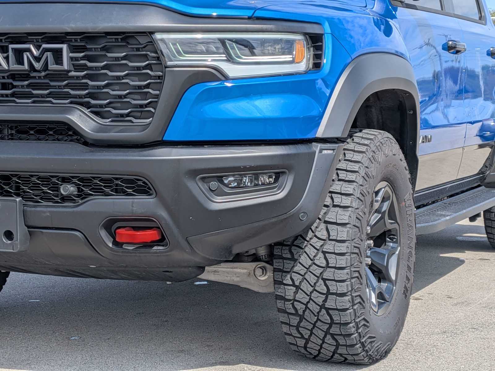 Thumbnail: 2025 RAM 1500 - 10