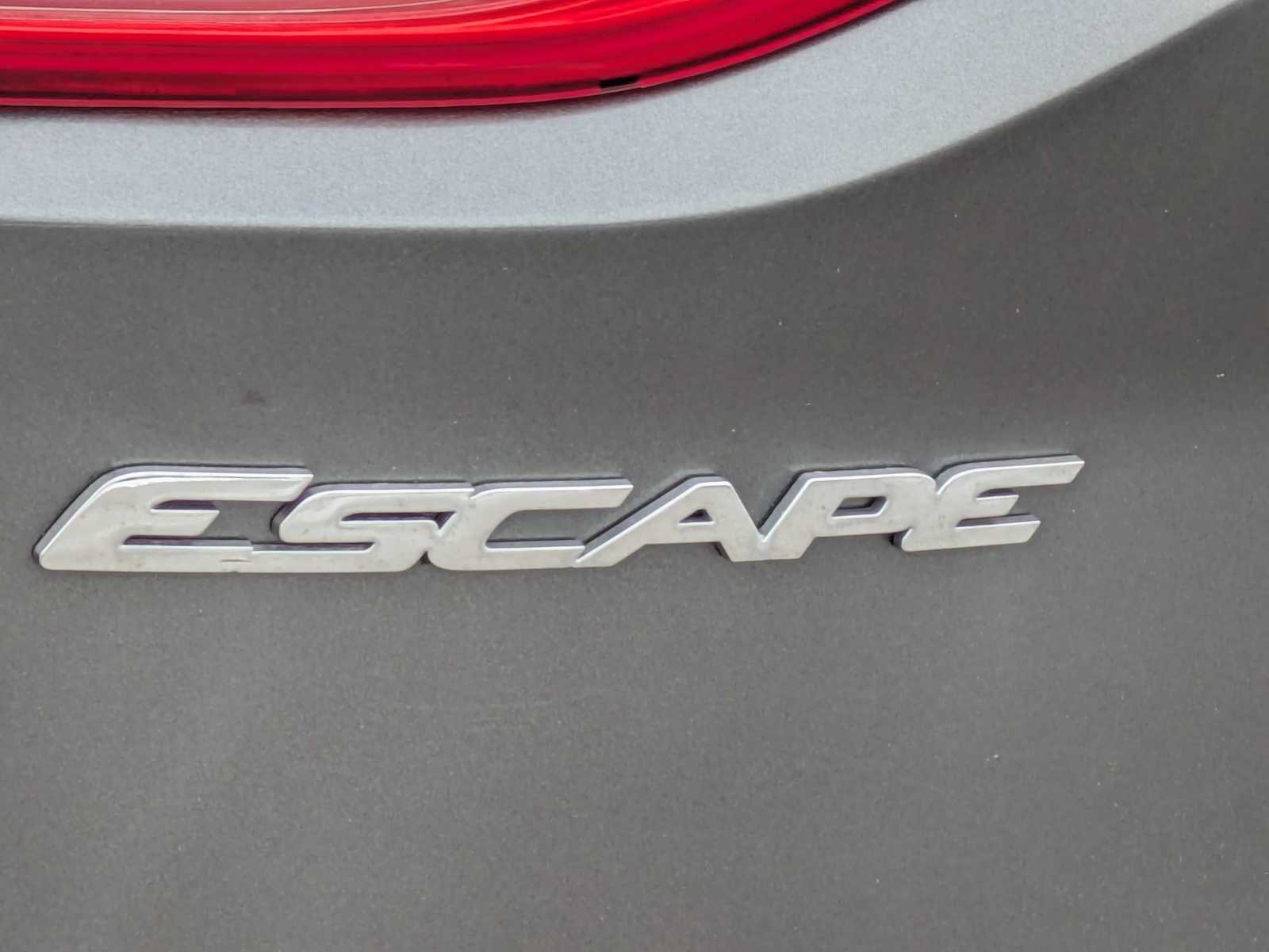 Thumbnail: 2016 Ford Escape - 12