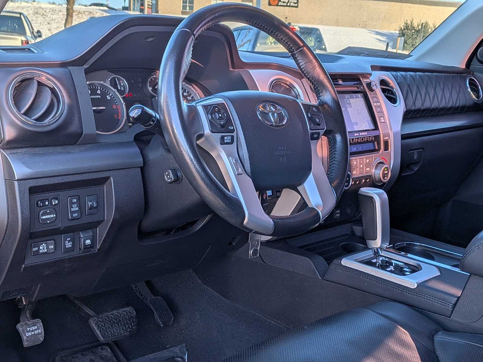 Thumbnail: 2014 Toyota Tundra - 9