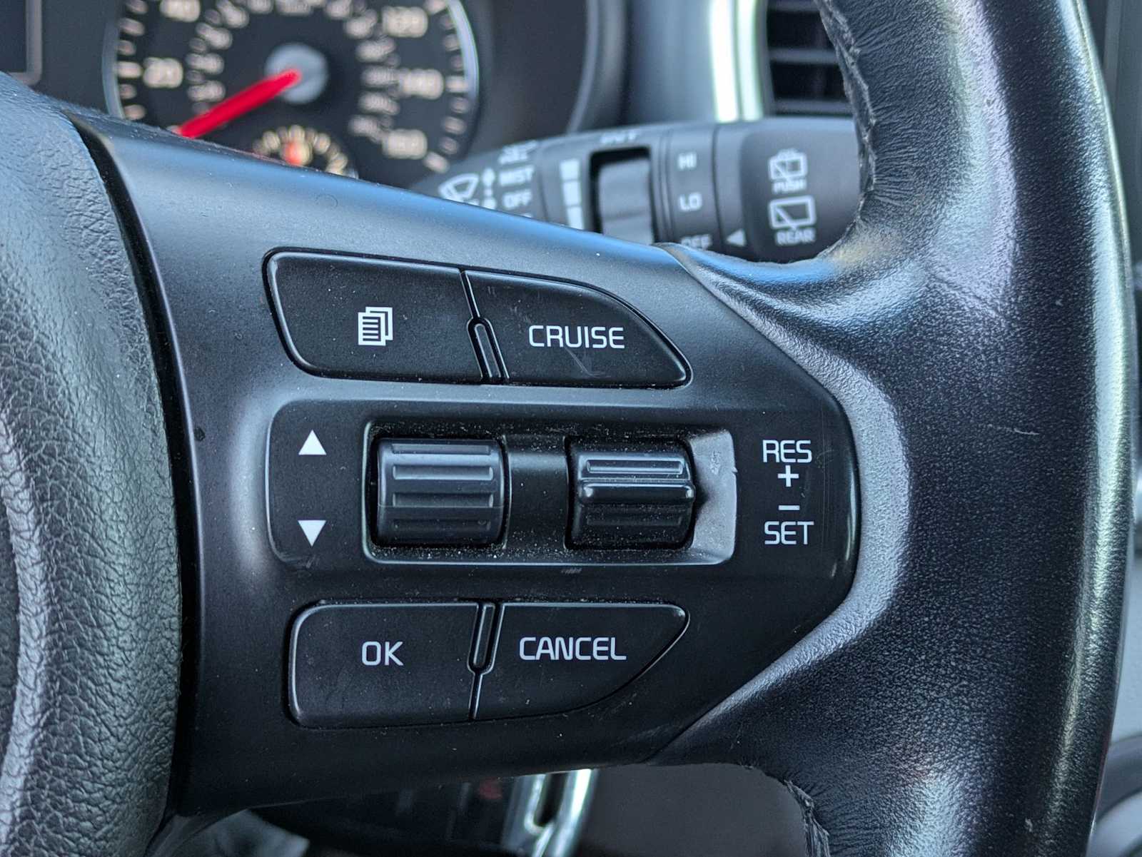 Thumbnail: 2016 Kia Sorento - 23