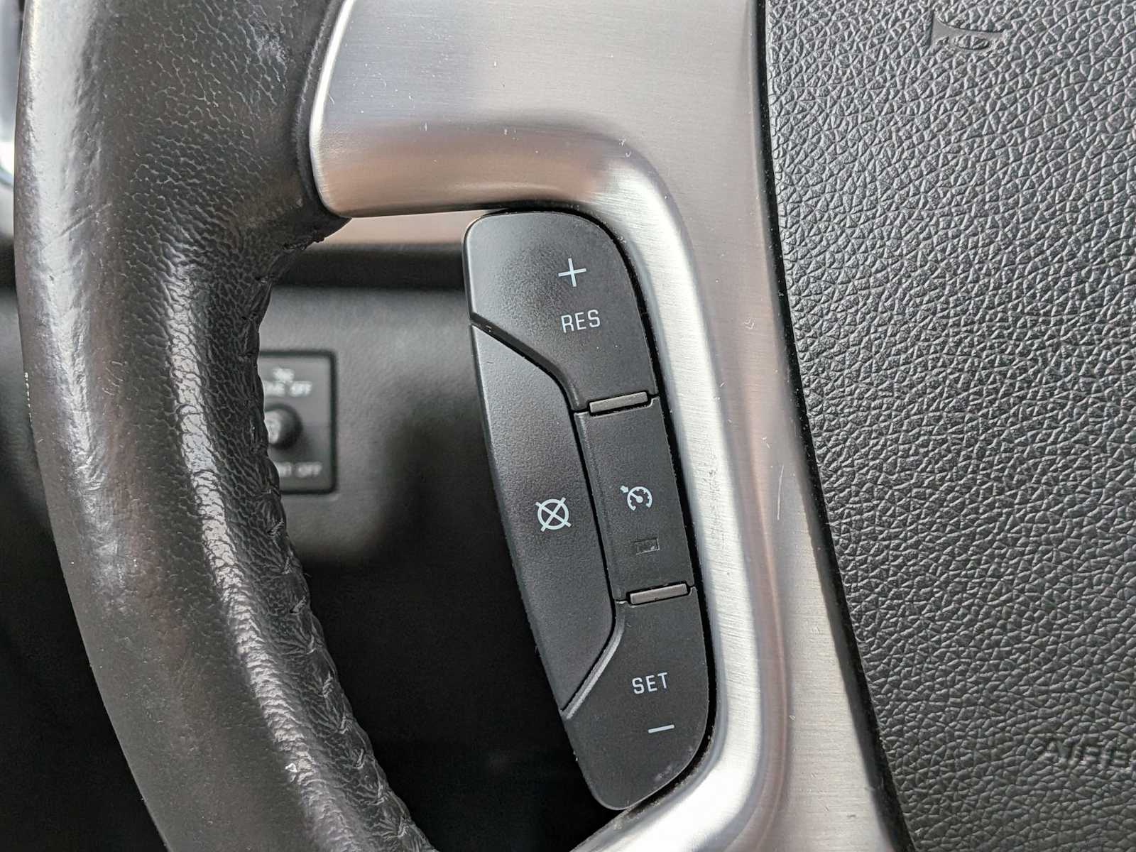 Thumbnail: 2014 GMC Acadia - 24