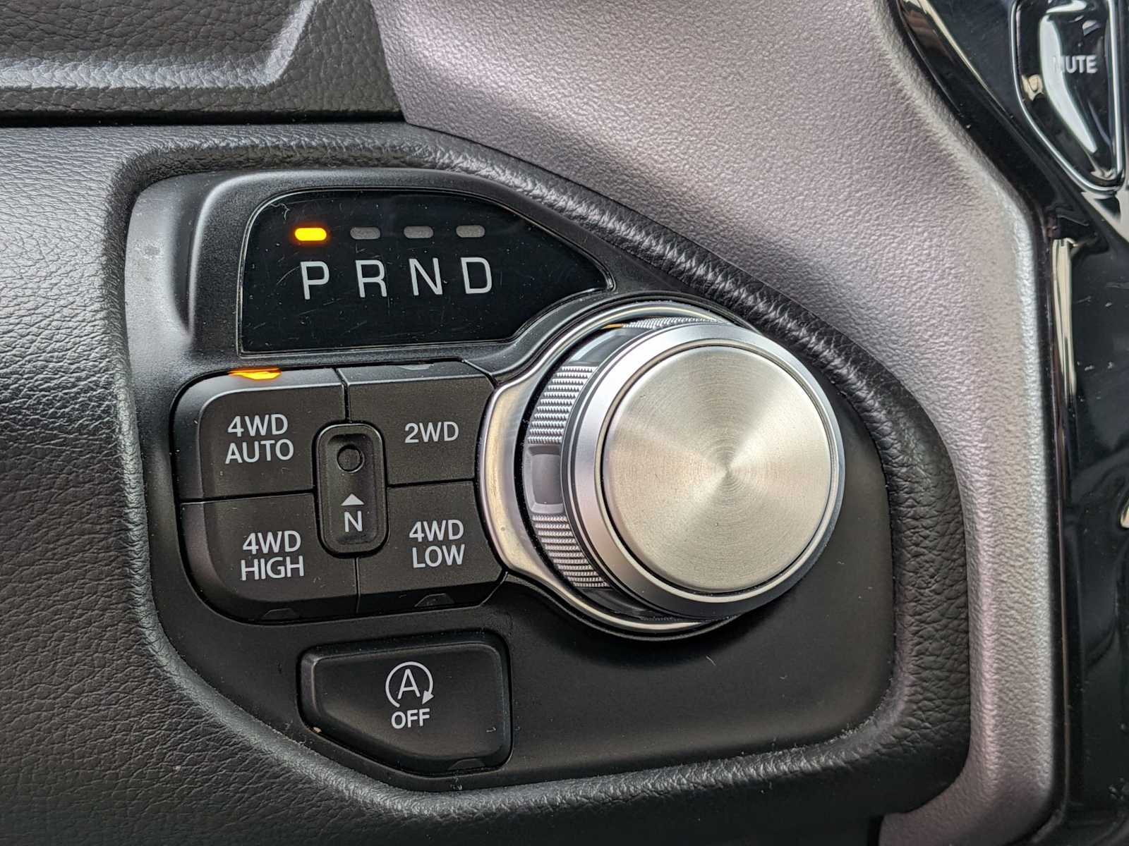 Thumbnail: 2023 RAM 1500 - 32