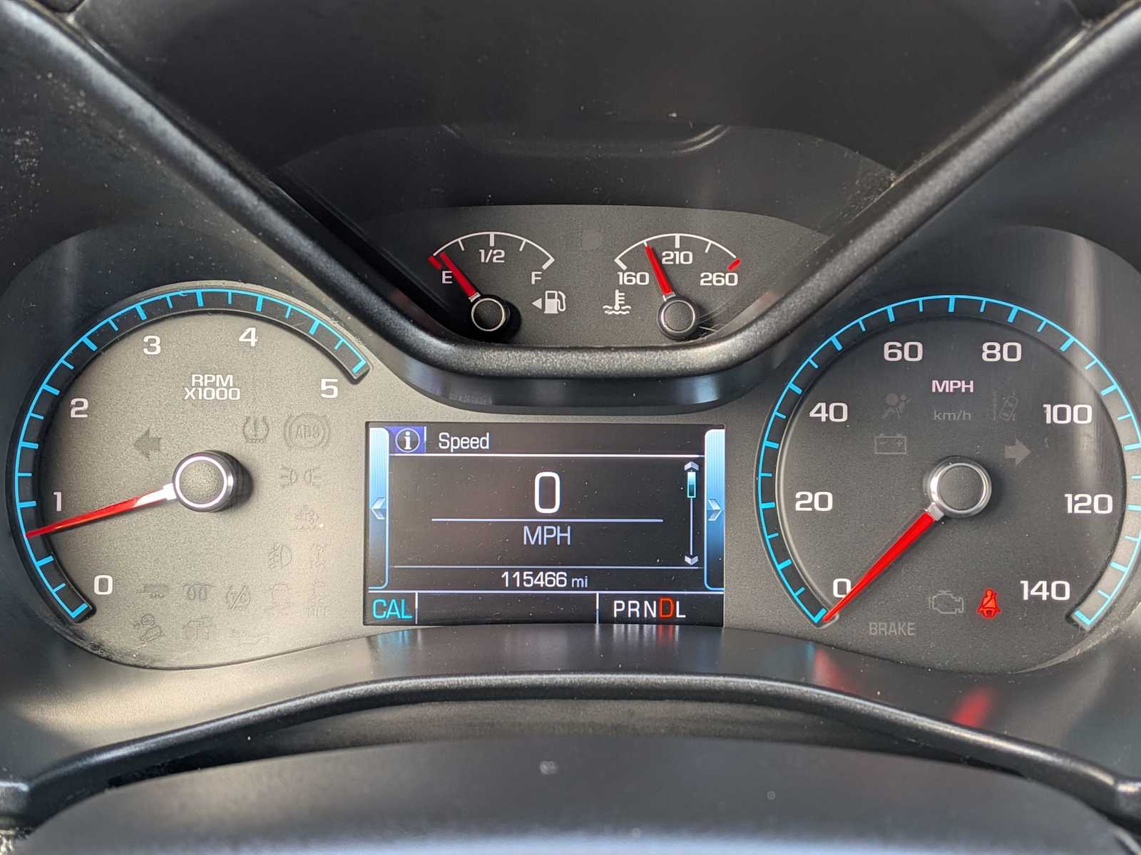 Thumbnail: 2018 Chevrolet Colorado - 32