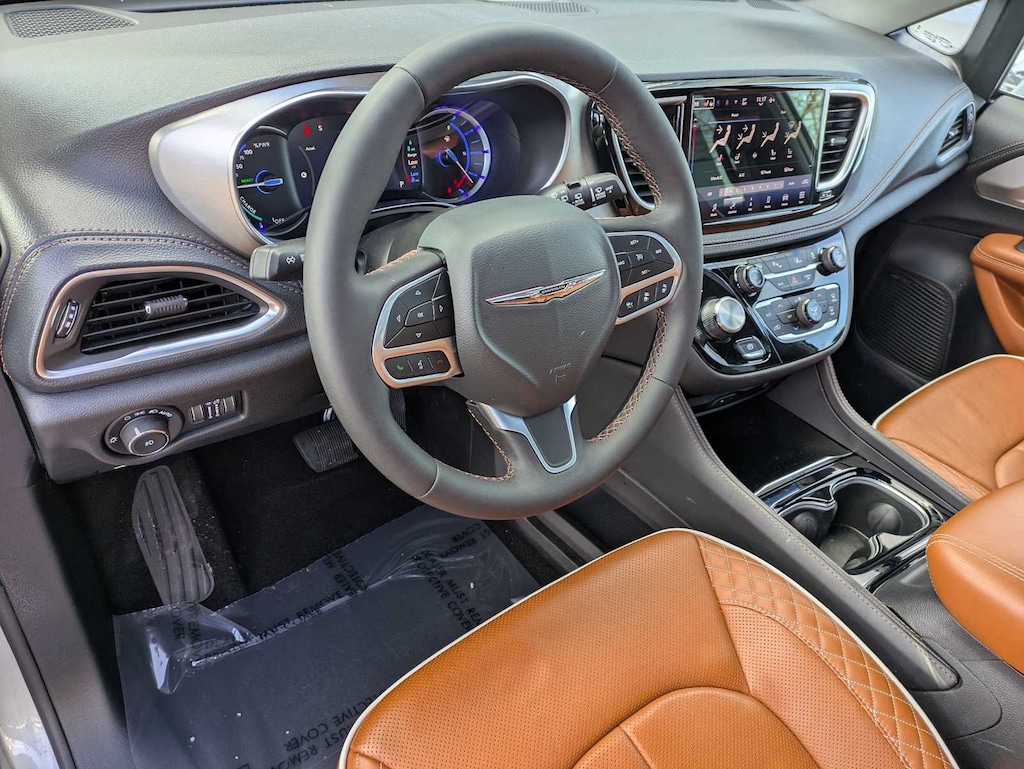 Used 2024 Chrysler Pacifica Plug-In Hybrid Pinnacle Van Passenger Van