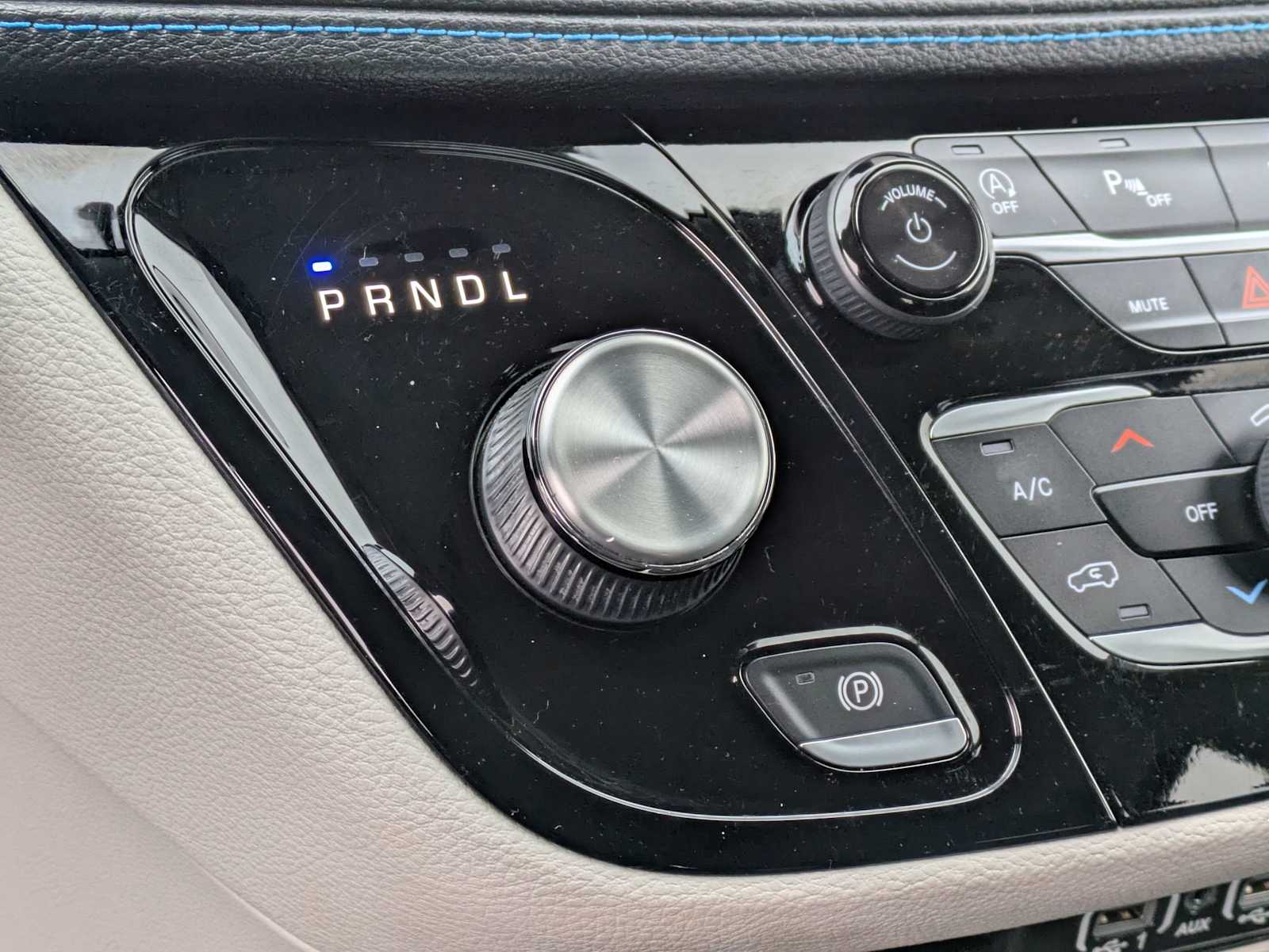 Thumbnail: 2021 Chrysler Pacifica - 29